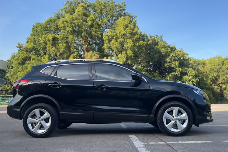 日产 逍客 2019款 2.0L CVT智享版车身外观6003