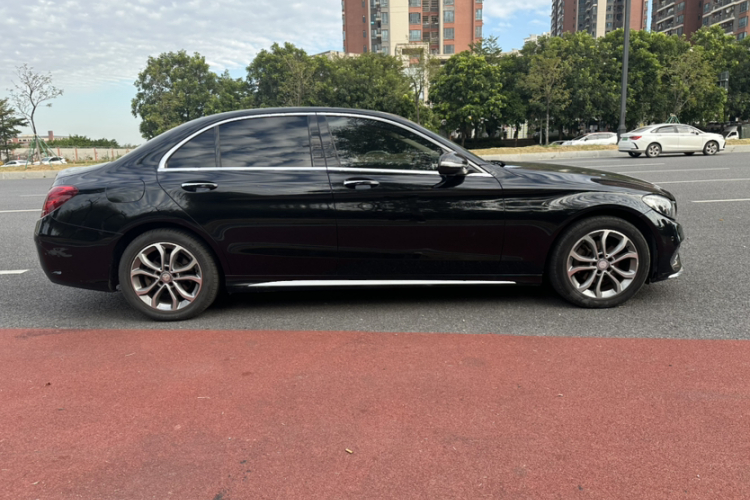 奔驰C级 2015款 C 200 L 运动型车身外观6005