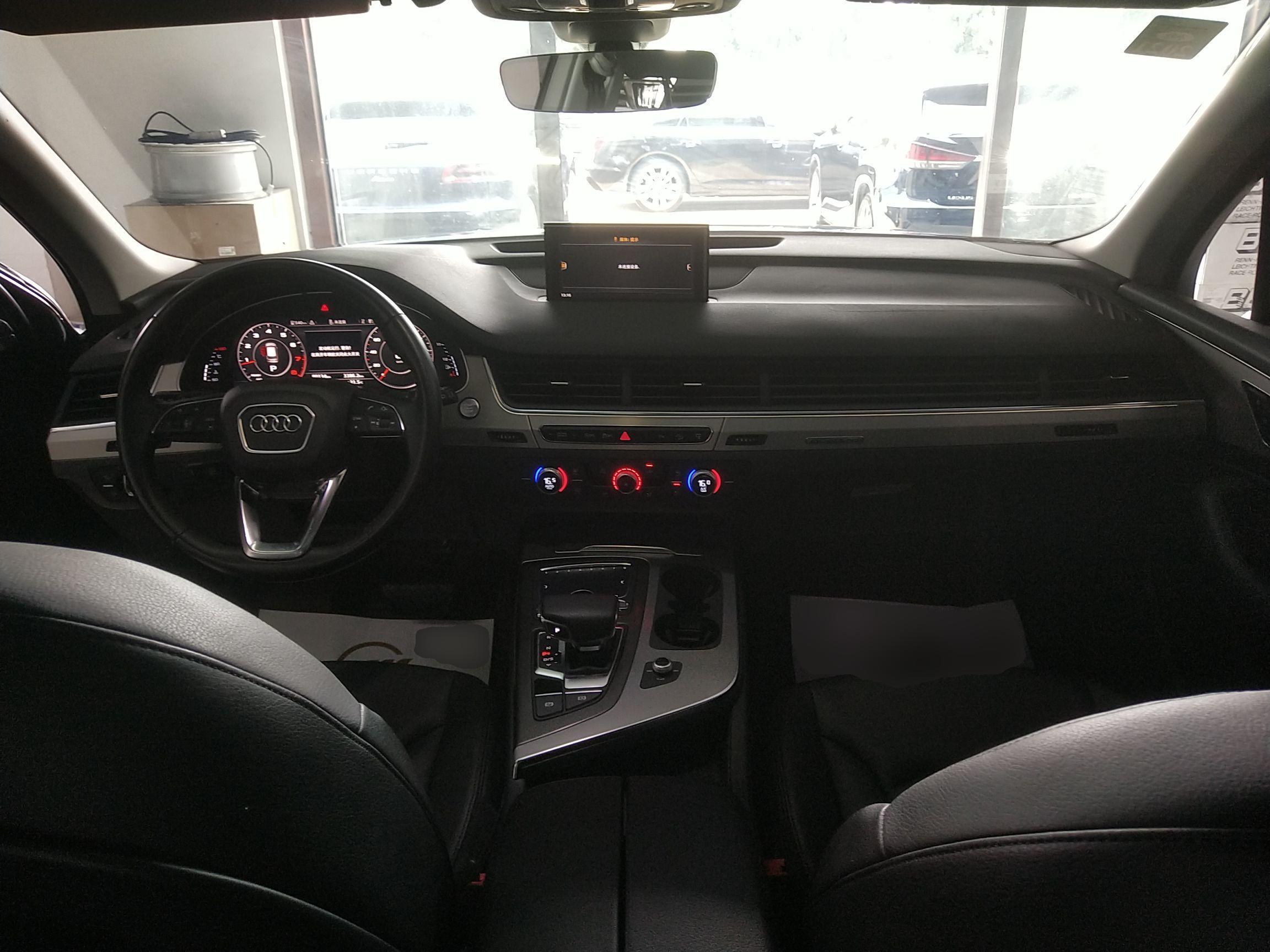 奥迪Q7 2016款 40 TFSI S line运动型(进口)