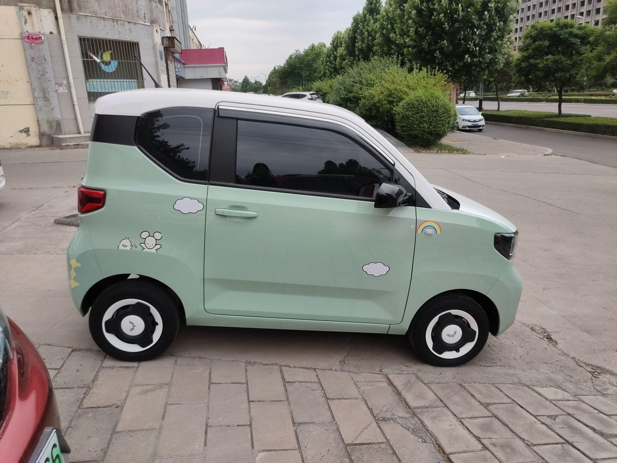 五菱汽车 宏光MINI EV 2021款 马卡龙臻享款 磷酸铁锂