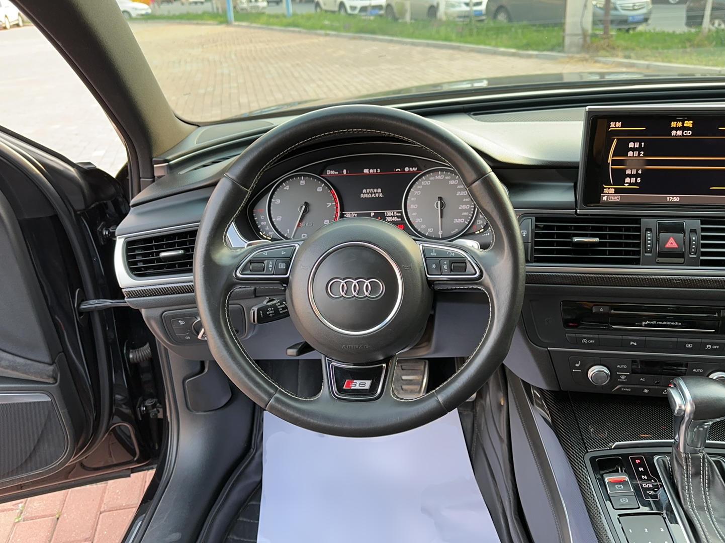 奥迪S6 2013款 S6 4.0TFSI(进口)