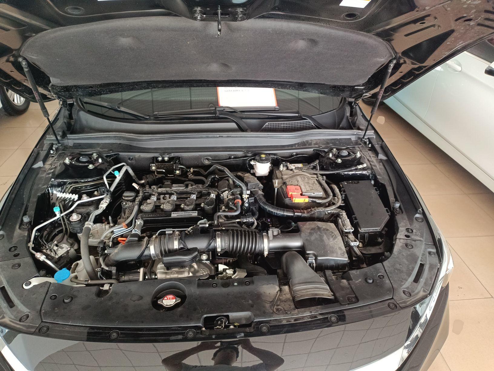 本田 雅阁 2022款 260TURBO 豪华版