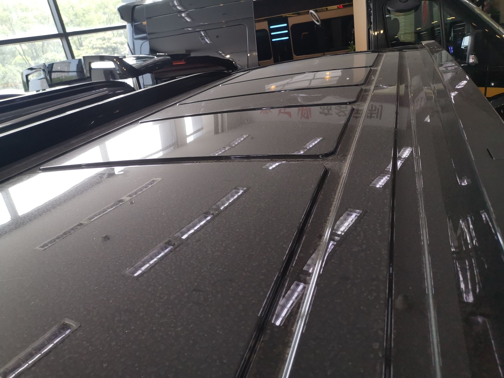 奔驰 威霆 2021款 2.0T 商务版 7座