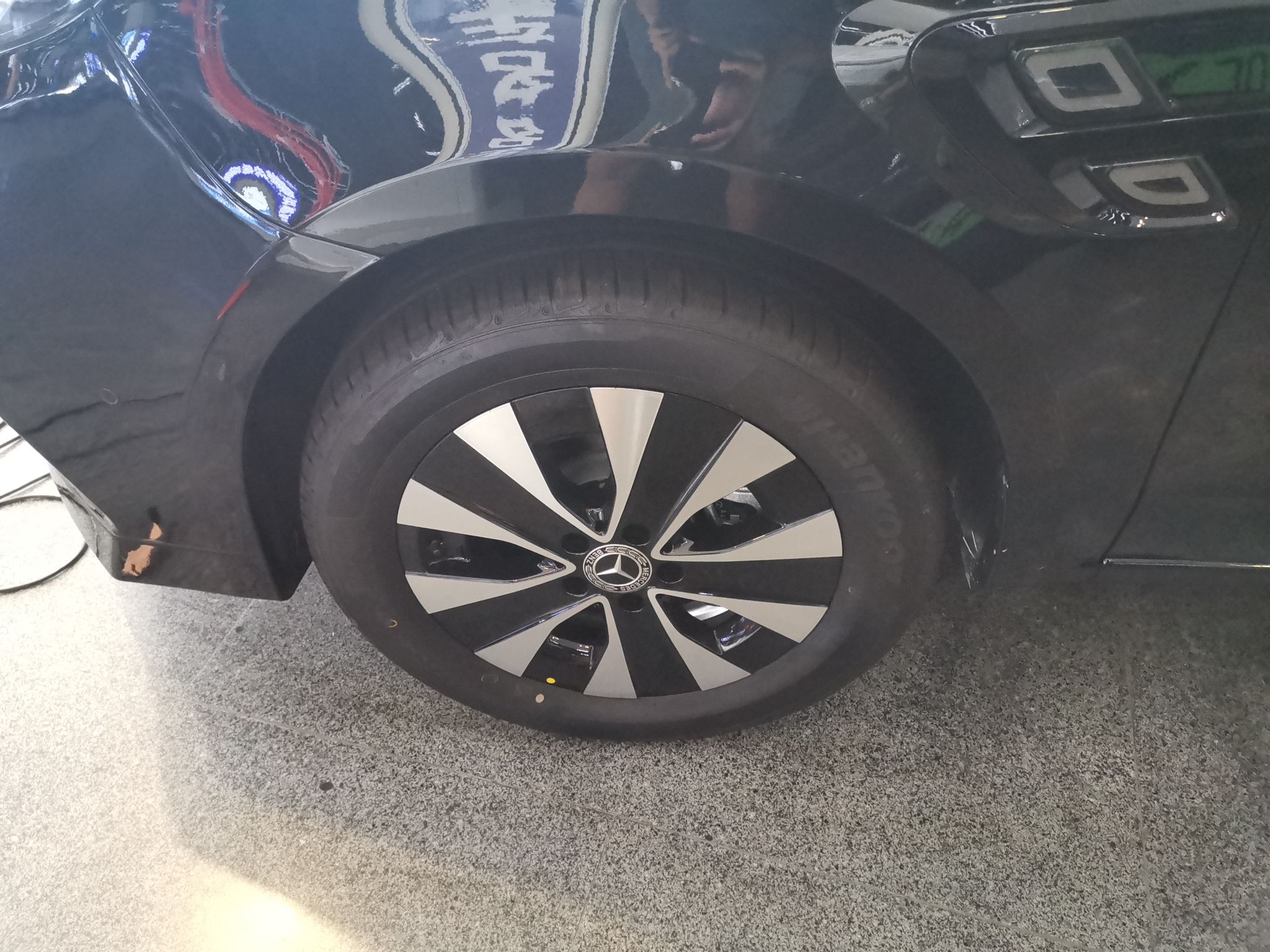 奔驰 威霆 2021款 2.0T 商务版 7座