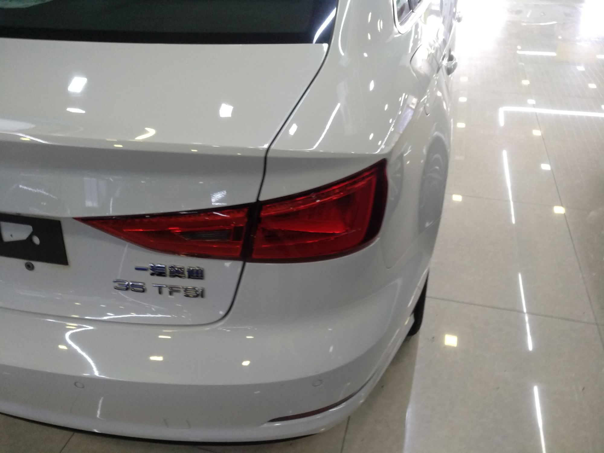 奥迪A3 2015款 Limousine 35 TFSI 百万纪念智领型