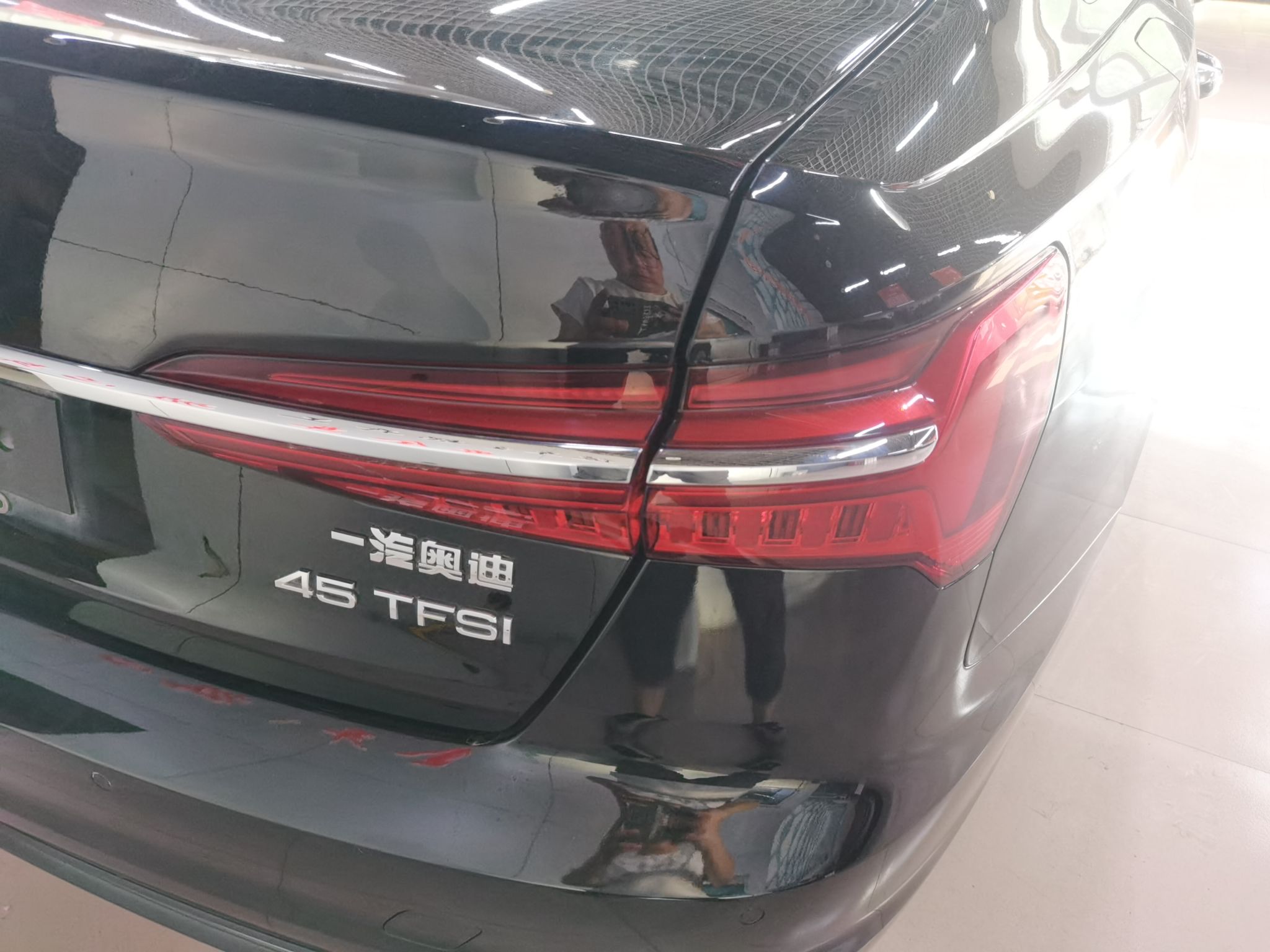 奥迪A6L 2019款 45 TFSI 臻选致雅型