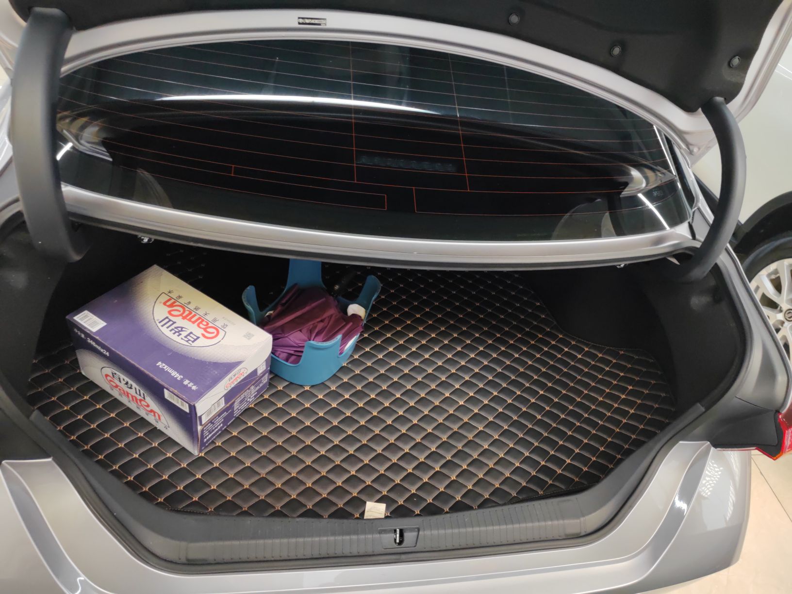 丰田 亚洲龙 2019款 2.0L 豪华版