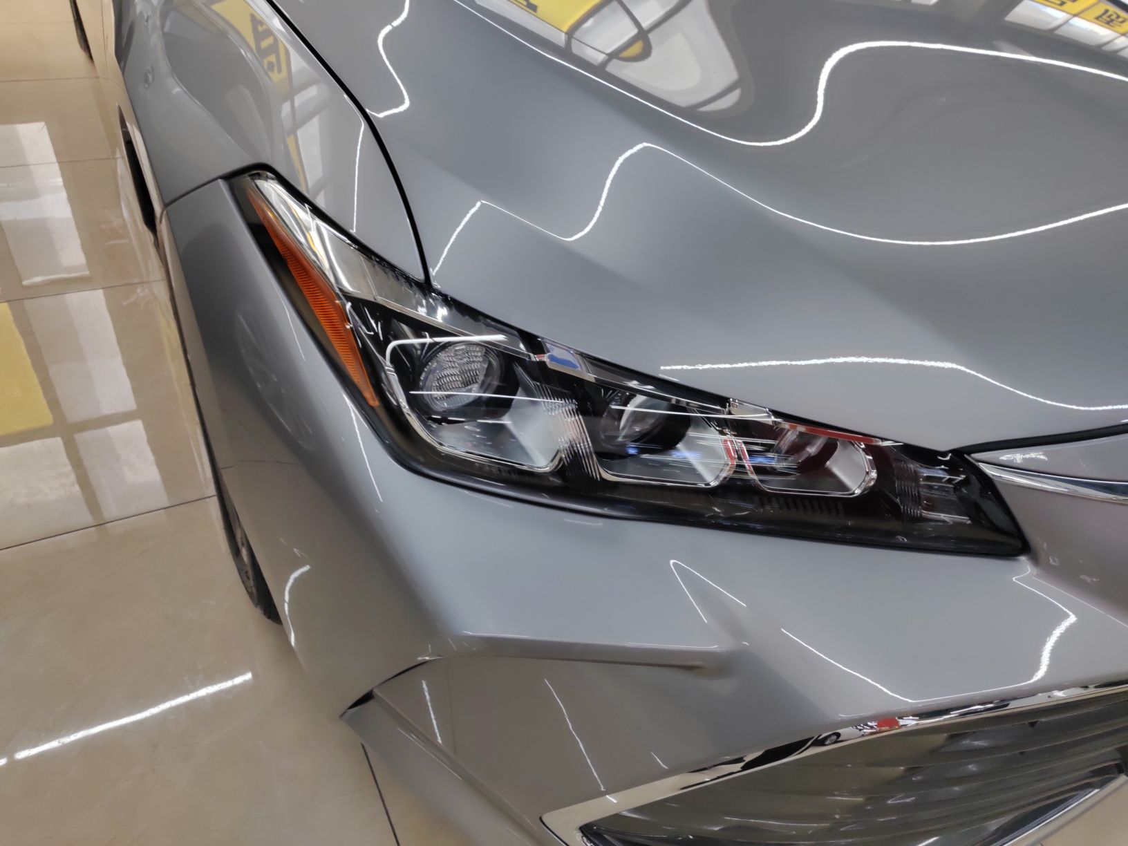 丰田 亚洲龙 2019款 2.0L 豪华版