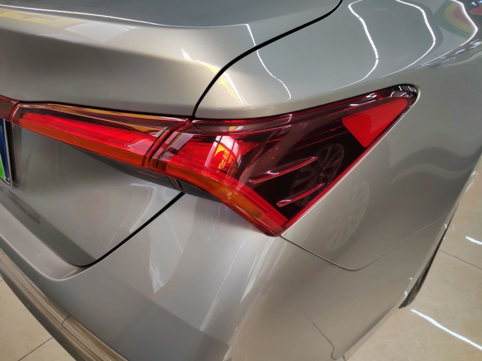 丰田 亚洲龙 2019款 2.0L 豪华版