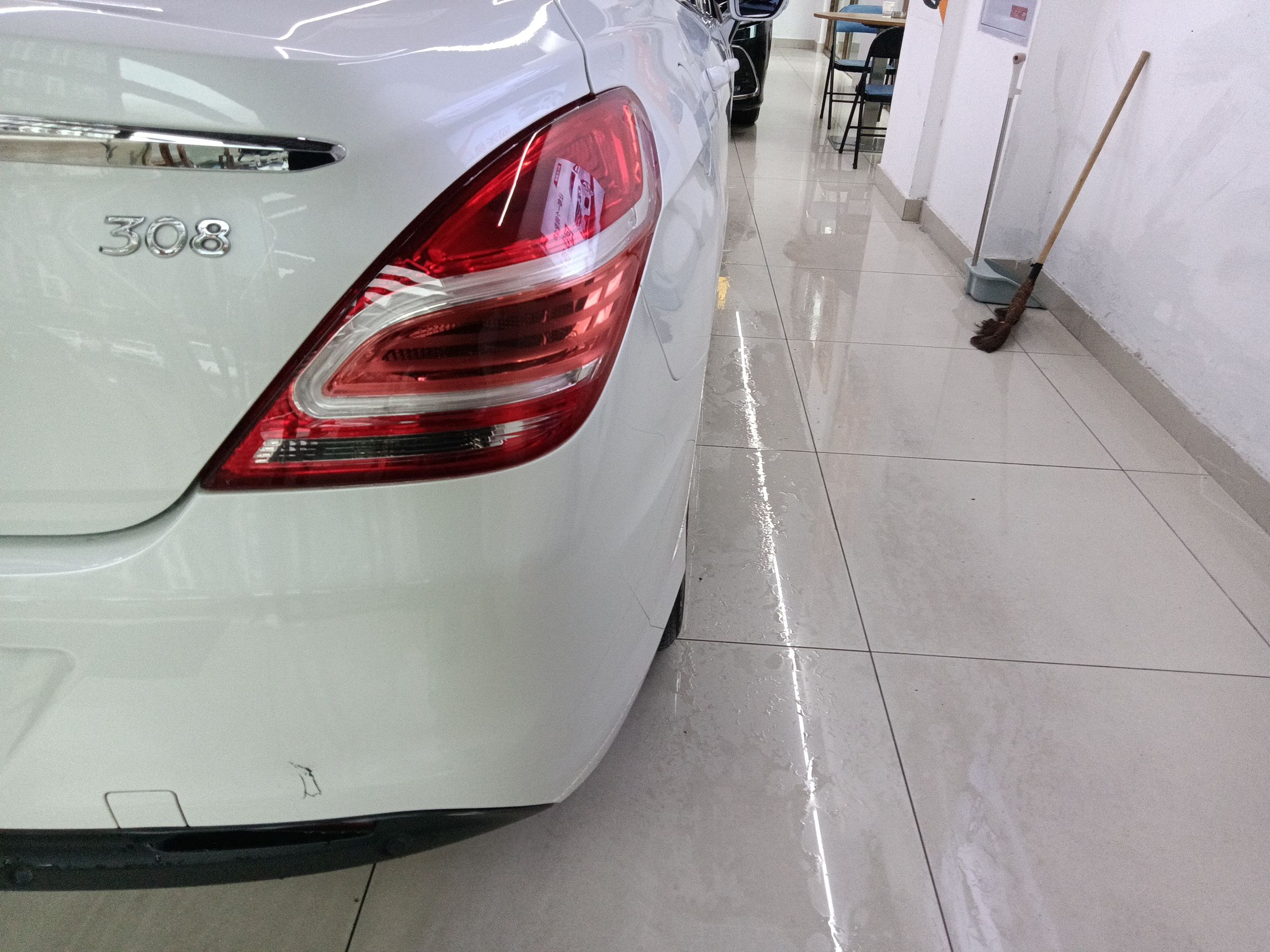 标致308 2014款 乐享版 经典 1.6L 手动优尚型