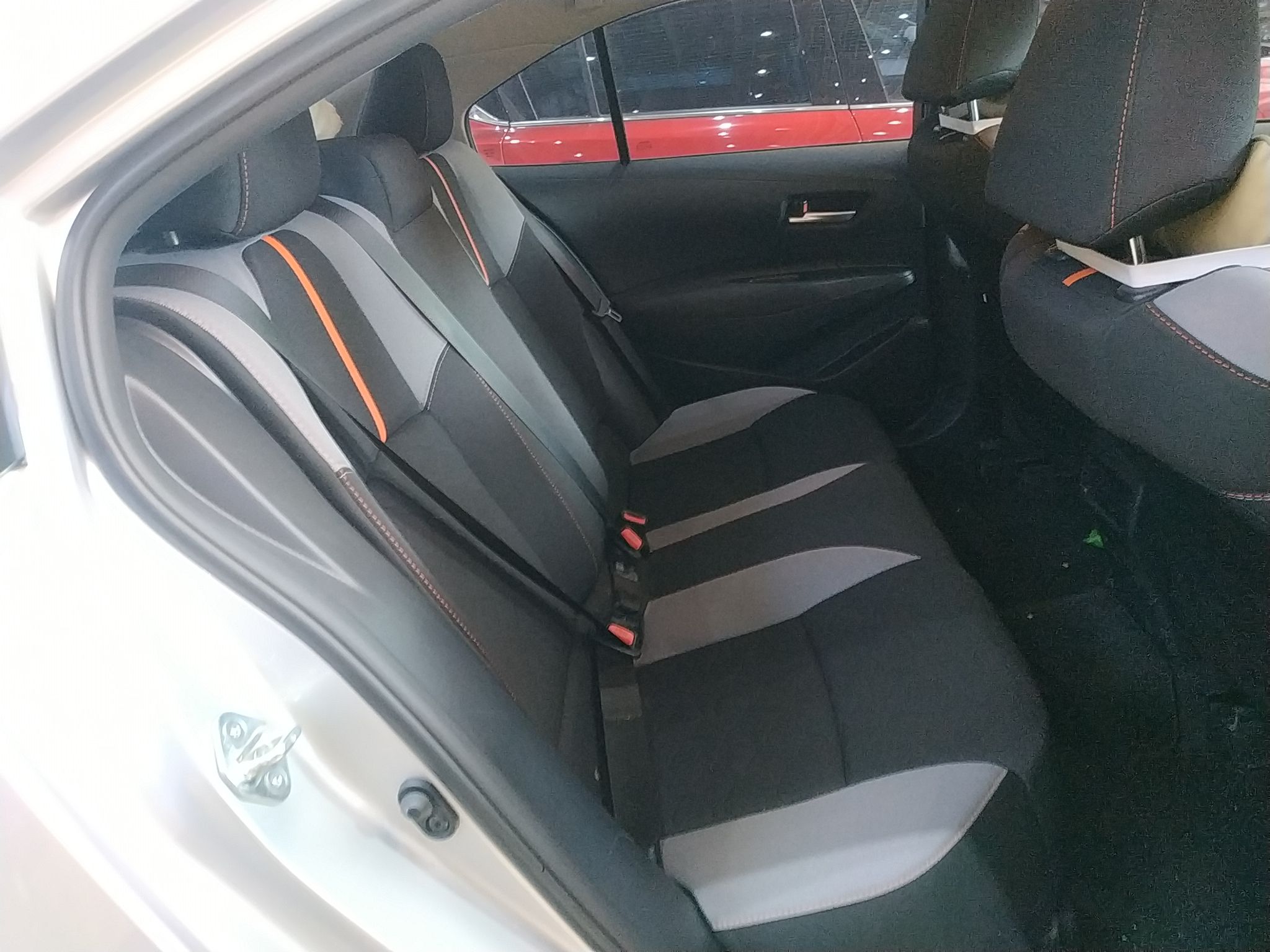 丰田 卡罗拉 2022款 1.2T S-CVT先锋PLUS版