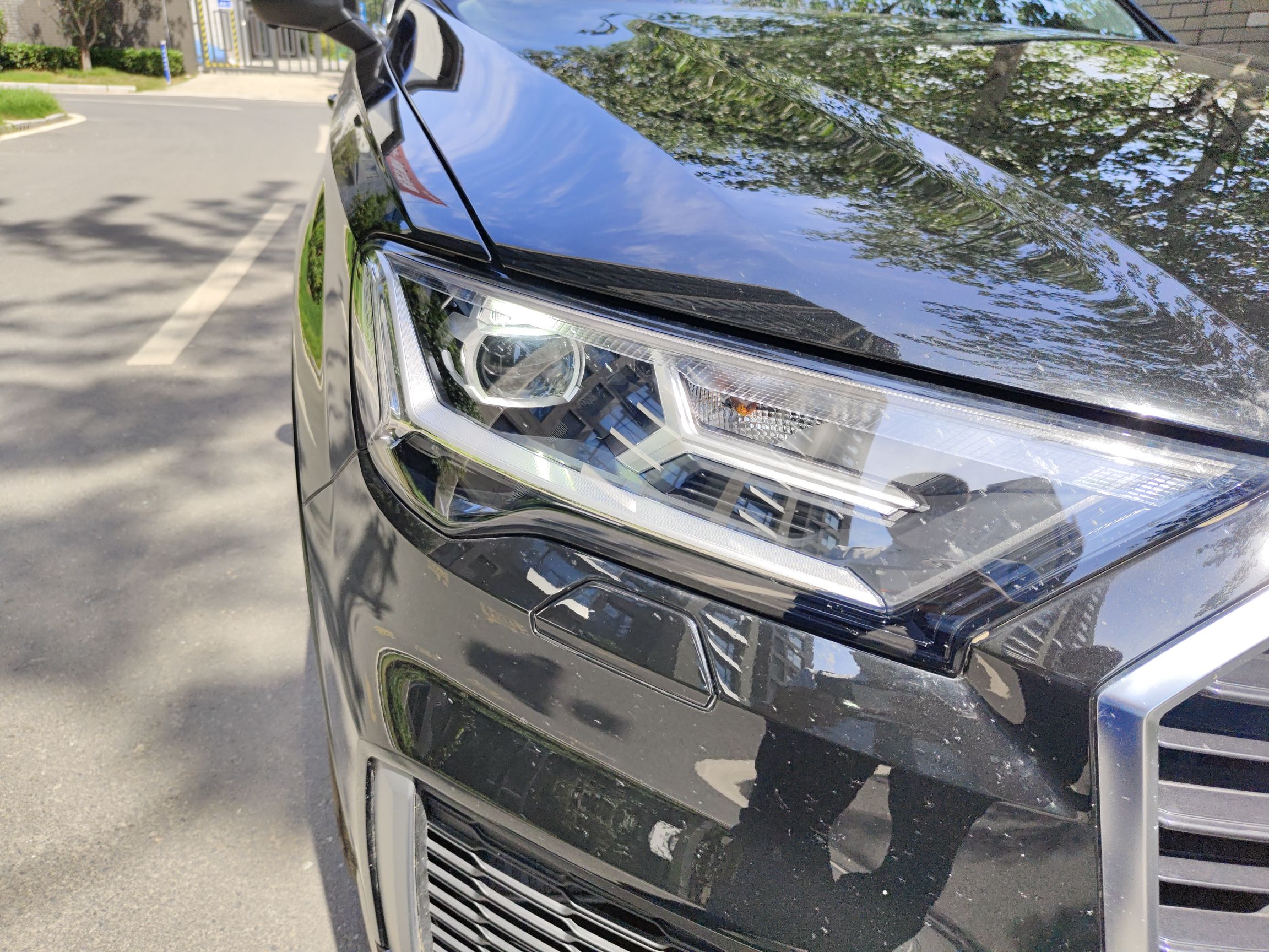 奥迪Q7 2023款 55 TFSI quattro S line运动型(进口)