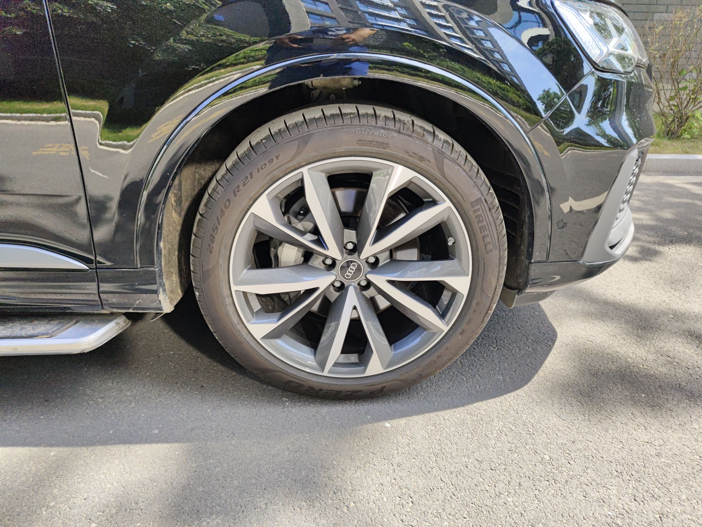 奥迪Q7 2023款 55 TFSI quattro S line运动型(进口)