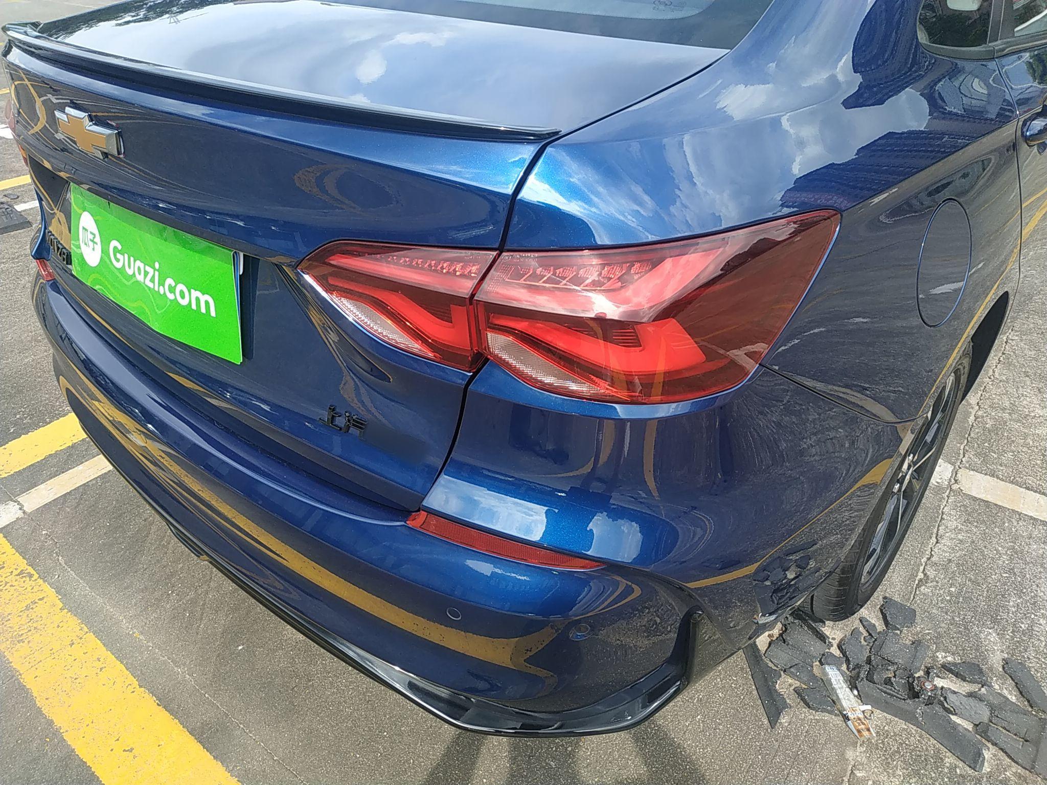 雪佛兰 科鲁泽 2023款 1.3T 轻混自动尊享版