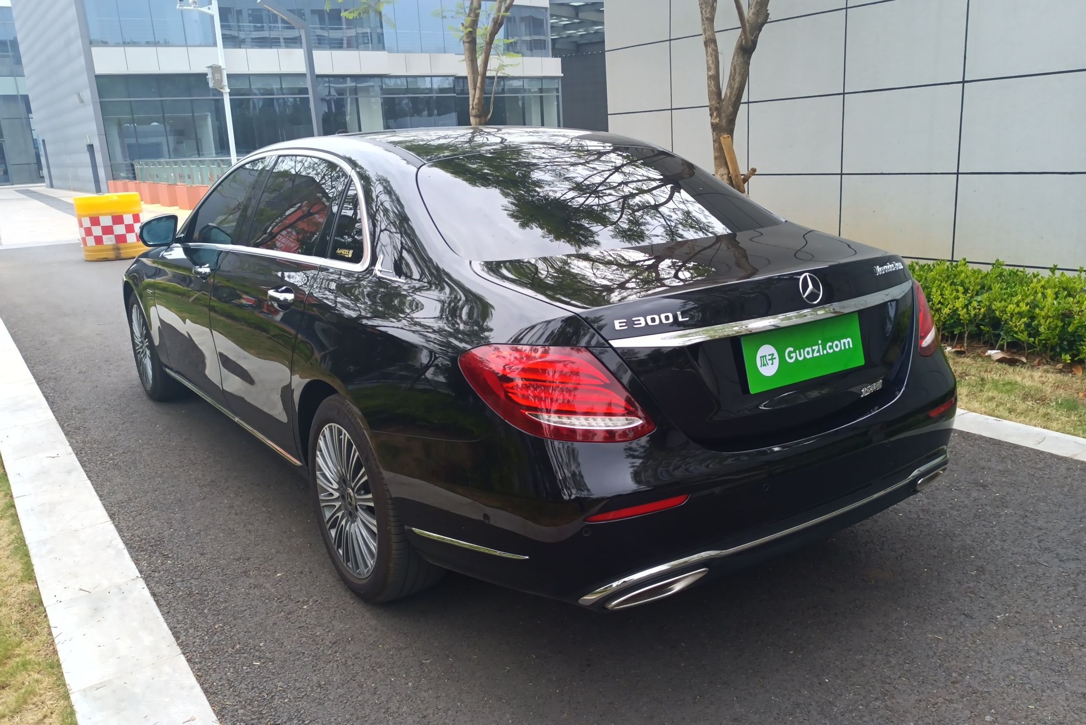 奔驰E级 2020款 改款 E 300 L 殊享版