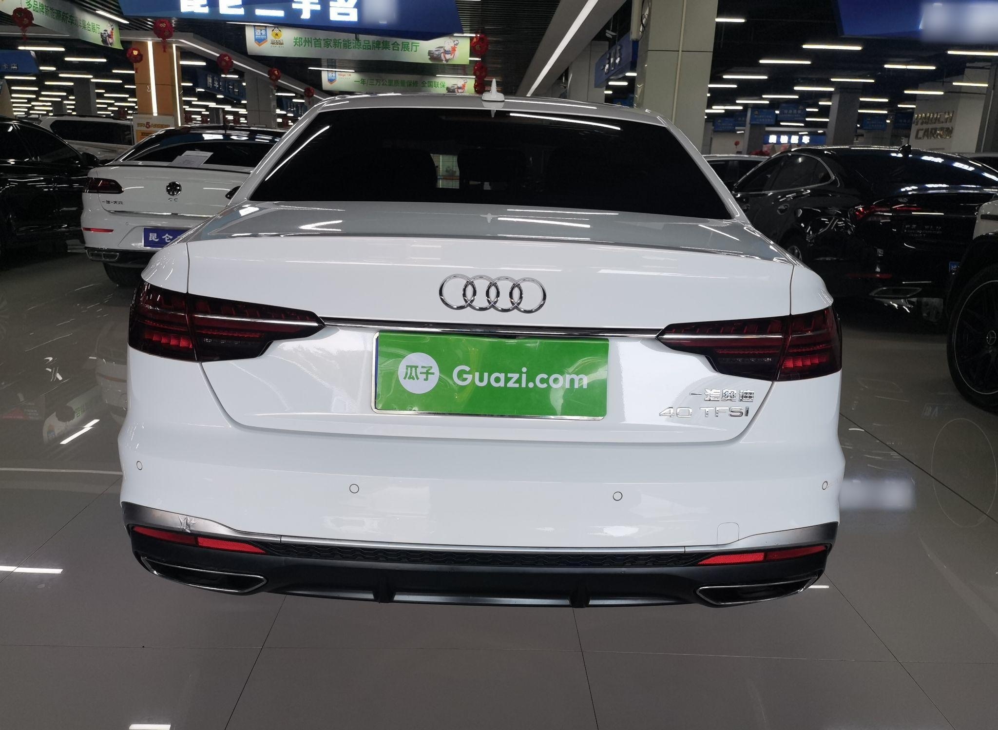 奥迪A4L 2022款 40 TFSI 时尚动感型