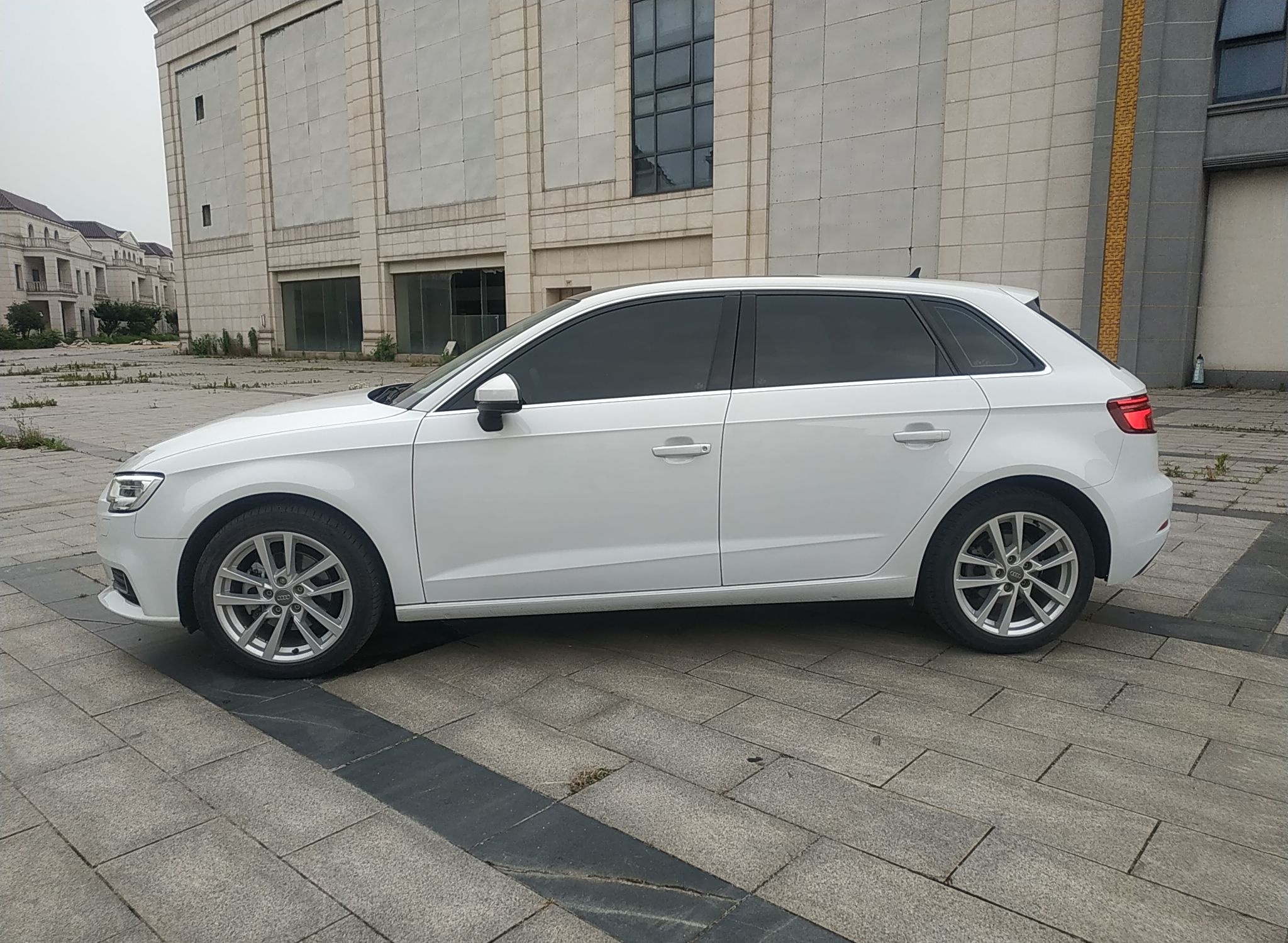 奥迪A3 2020款 改款 Sportback 35 TFSI 进取型 国VI