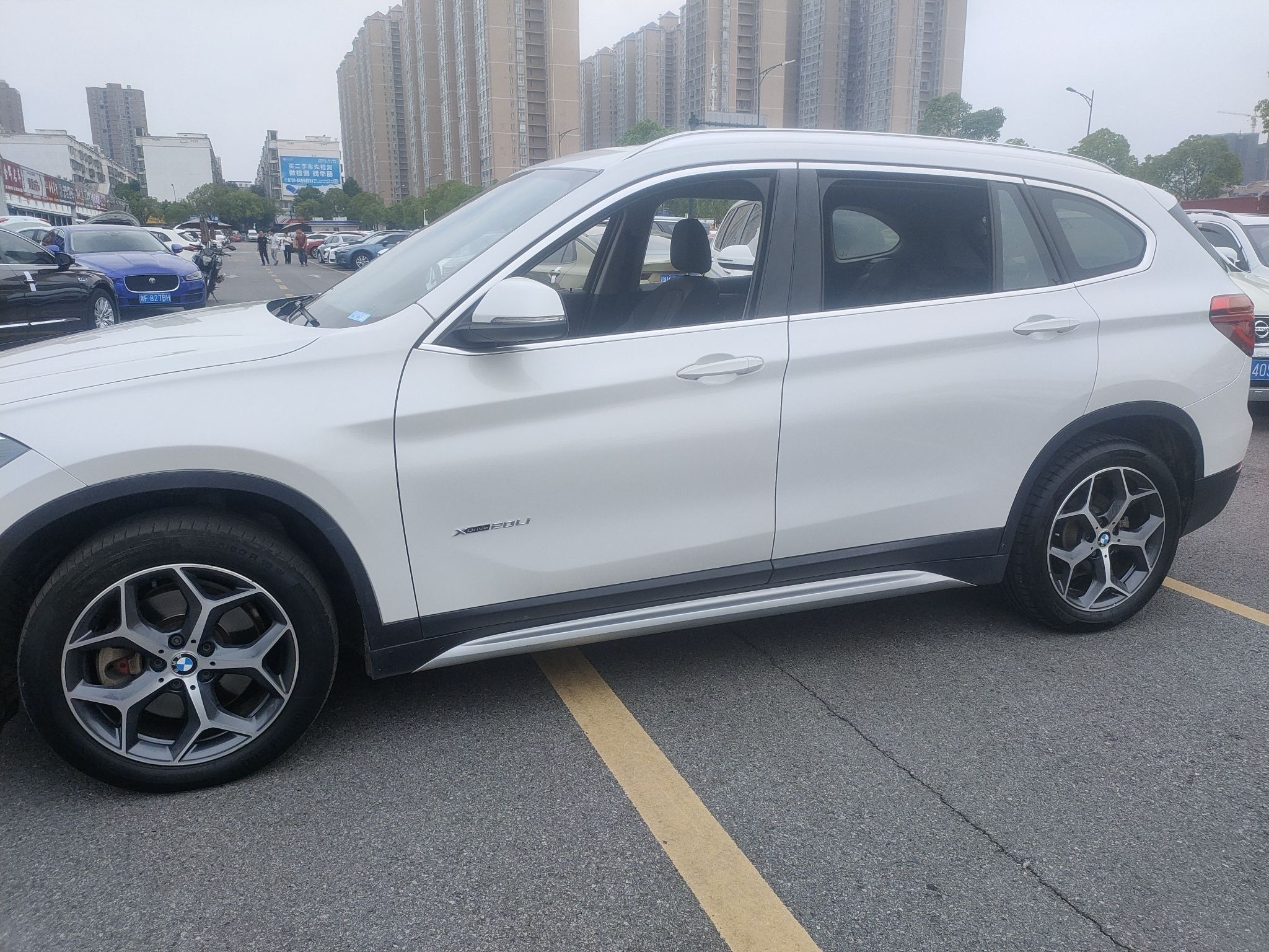 宝马X1 2018款 xDrive20Li 尊享型