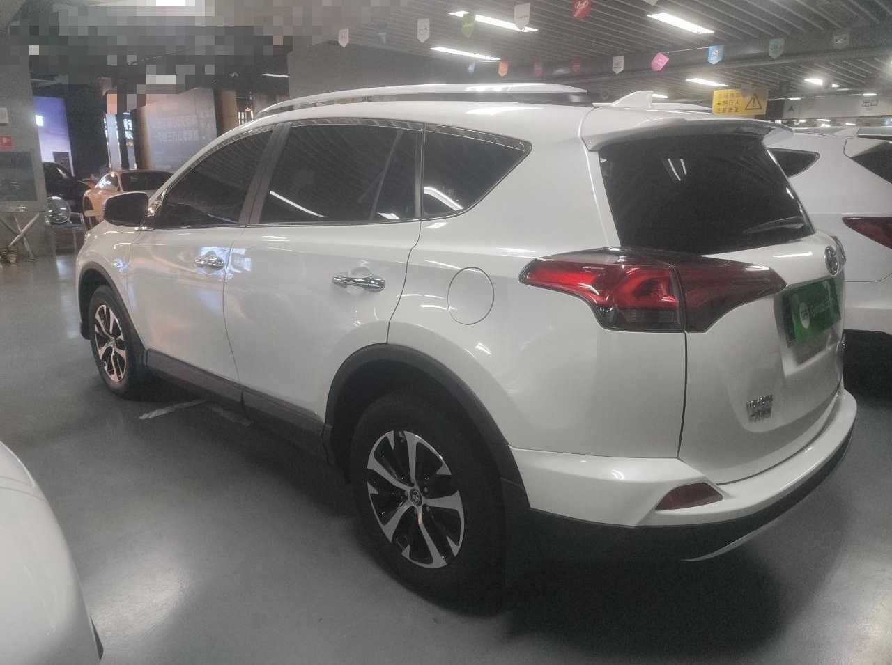 丰田 RAV4 2016款 2.0L CVT四驱新锐版 国V