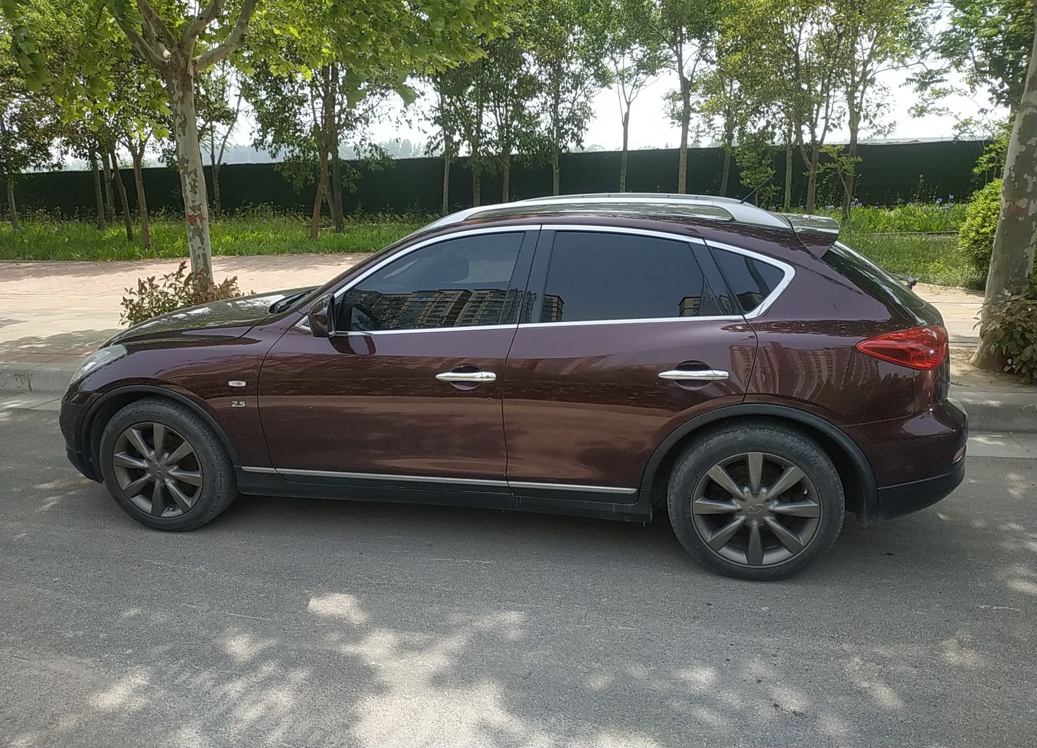 英菲尼迪QX50 2013款 2.5L 两驱尊雅版(进口)