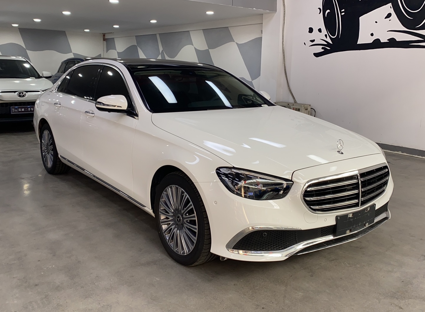 奔驰E级 2021款 改款 E 300 L 时尚型