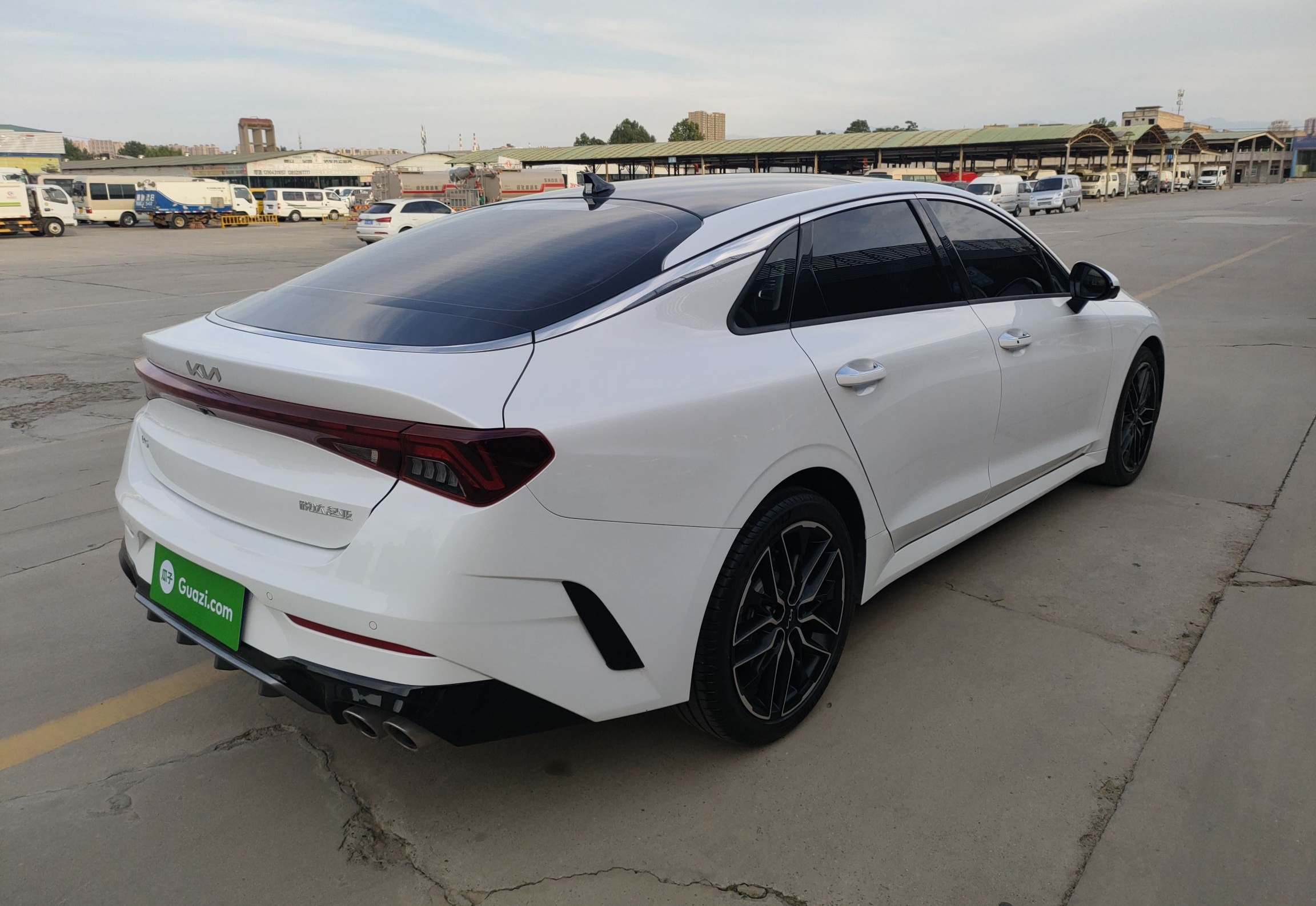 起亚 K5凯酷 2021款 380T GT-Line 旗舰版