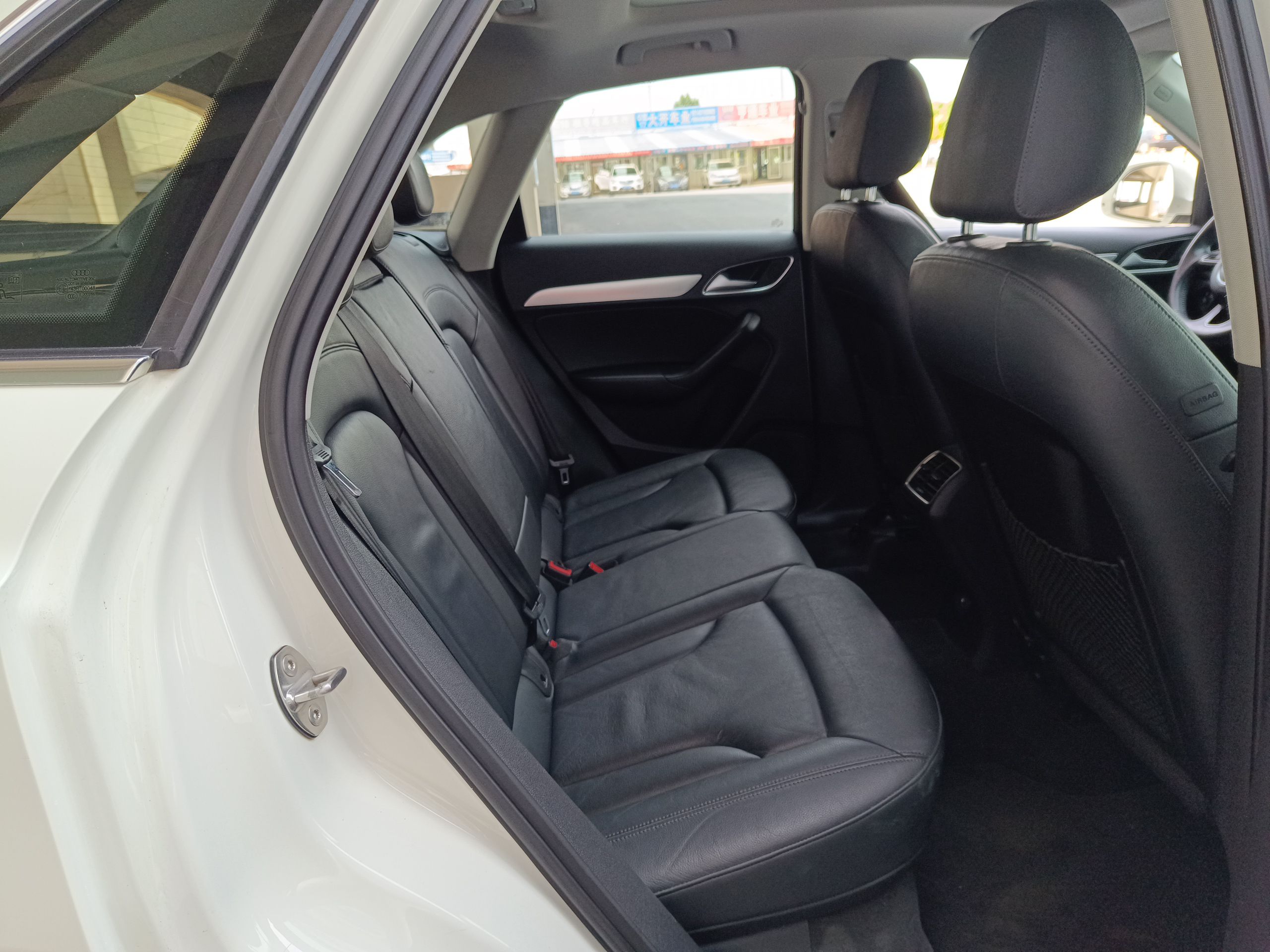 奥迪Q3 2012款 35 TFSI quattro 舒适型(进口)