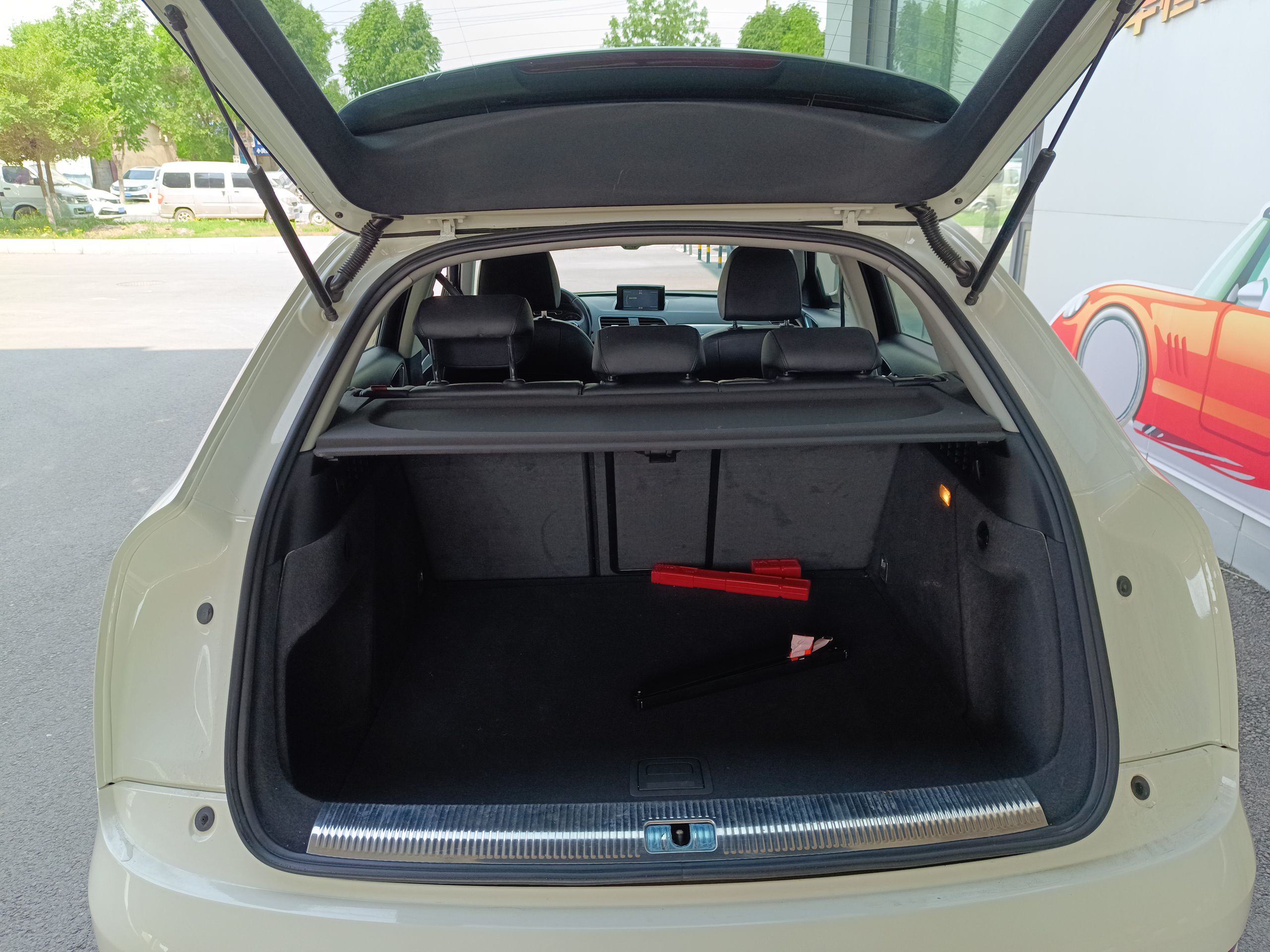 奥迪Q3 2012款 35 TFSI quattro 舒适型(进口)