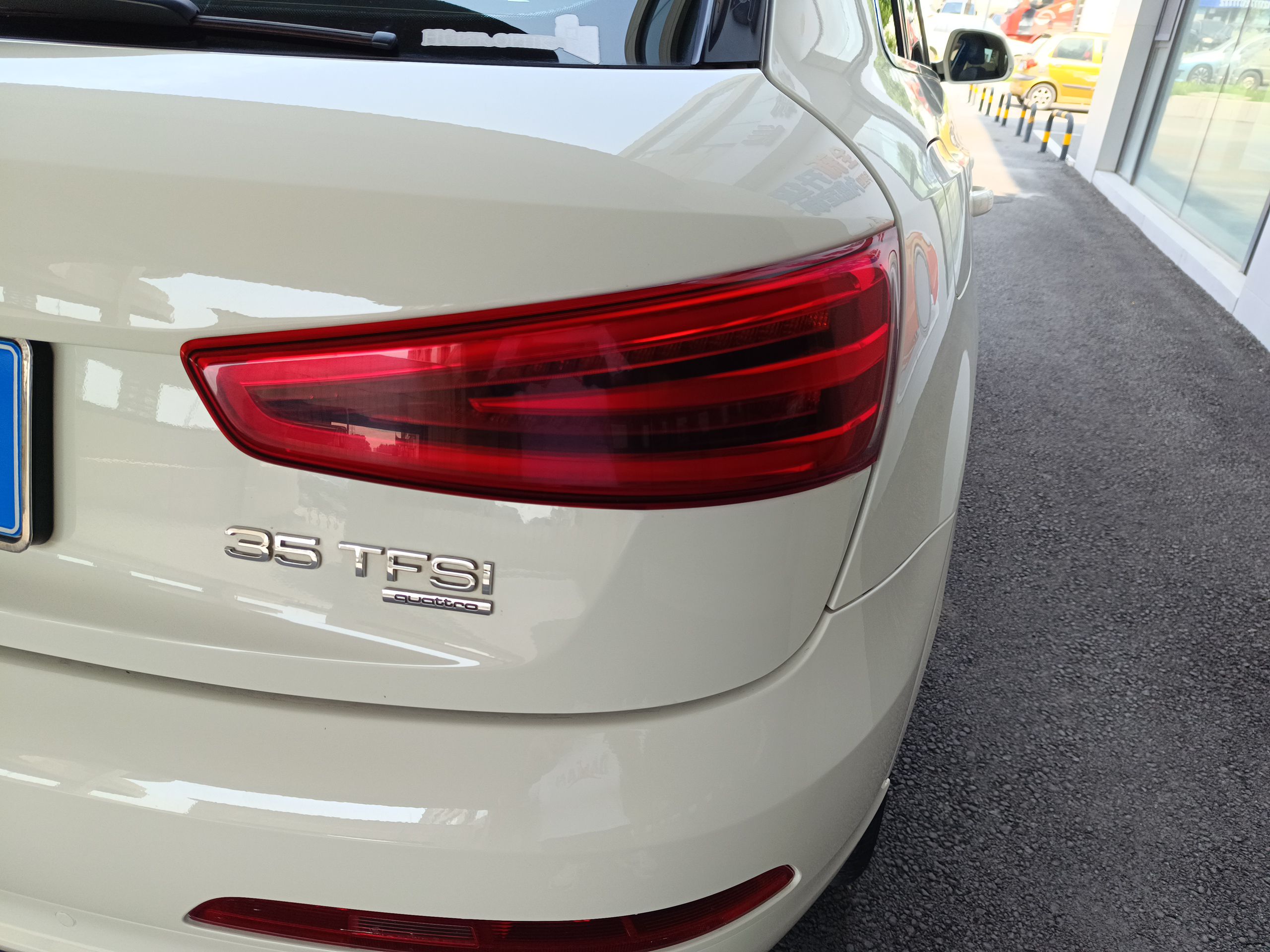 奥迪Q3 2012款 35 TFSI quattro 舒适型(进口)