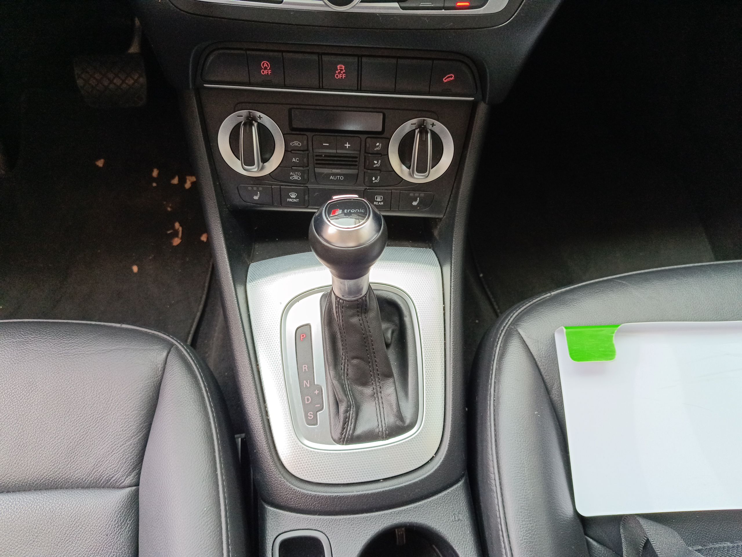 奥迪Q3 2012款 35 TFSI quattro 舒适型(进口)