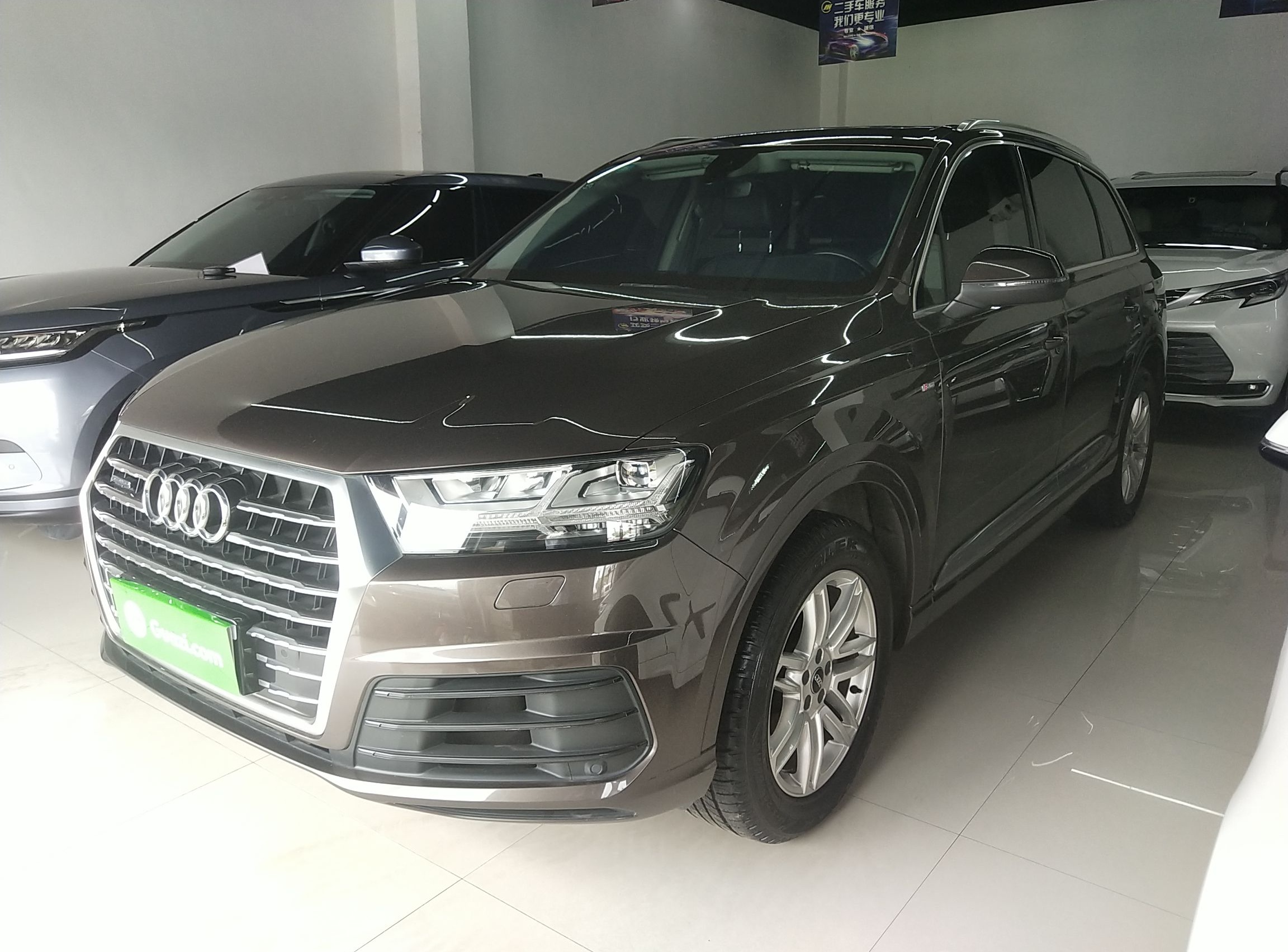 奥迪Q7 2016款 40 TFSI S line运动型(进口)