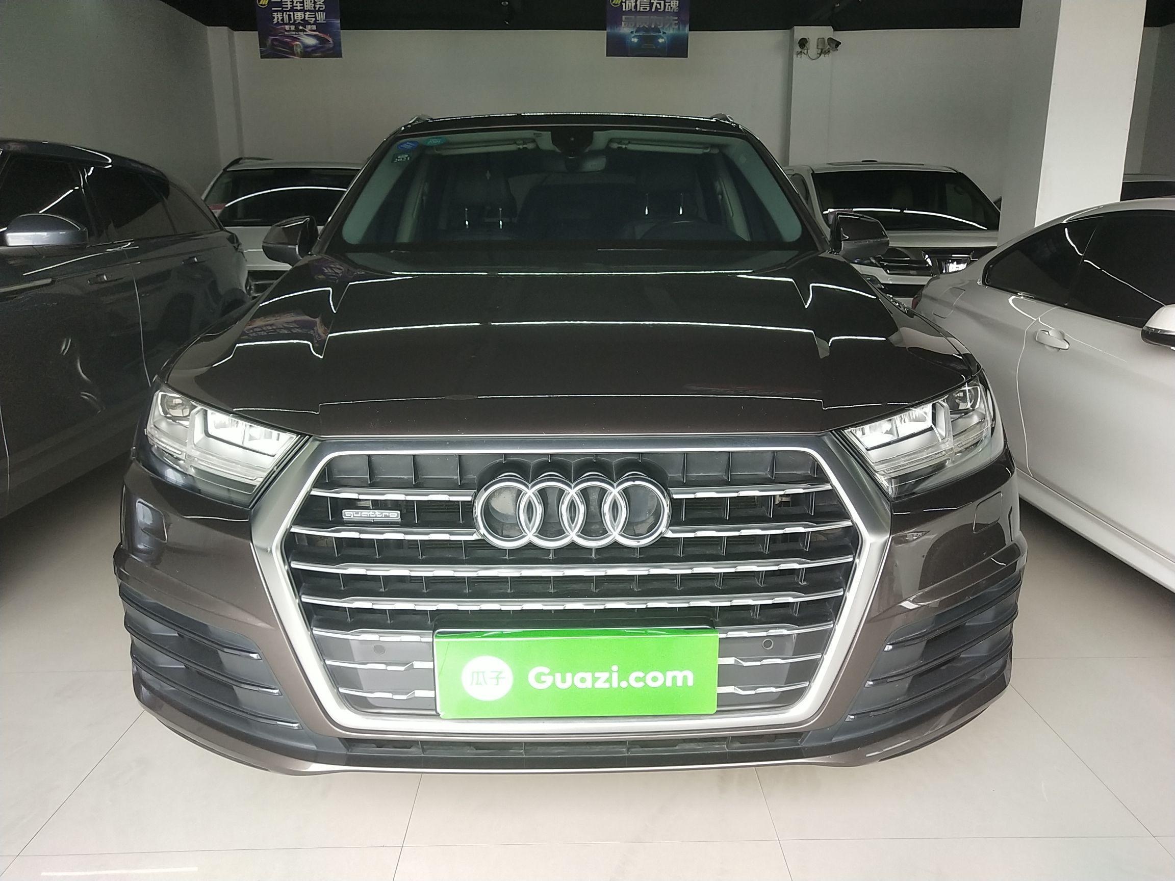 奥迪Q7 2016款 40 TFSI S line运动型(进口)