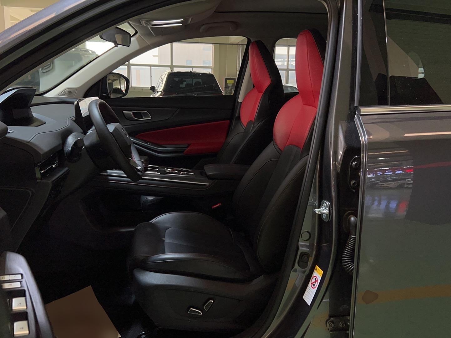 长安CS55 PLUS 2022款 第二代 1.5T DCT尊贵型