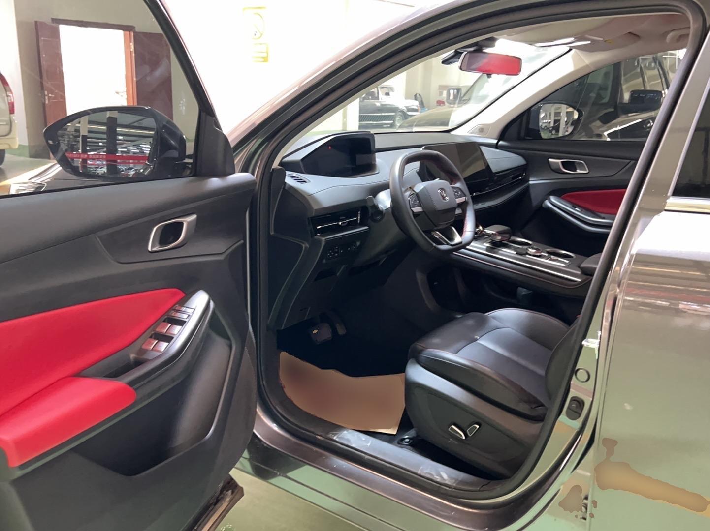 长安CS55 PLUS 2022款 第二代 1.5T DCT尊贵型