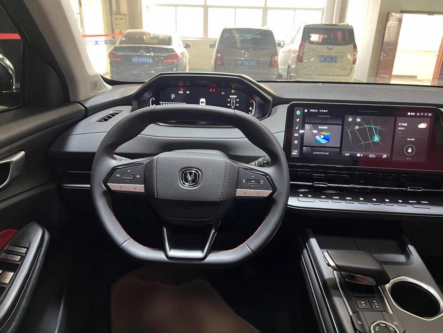 长安CS55 PLUS 2022款 第二代 1.5T DCT尊贵型