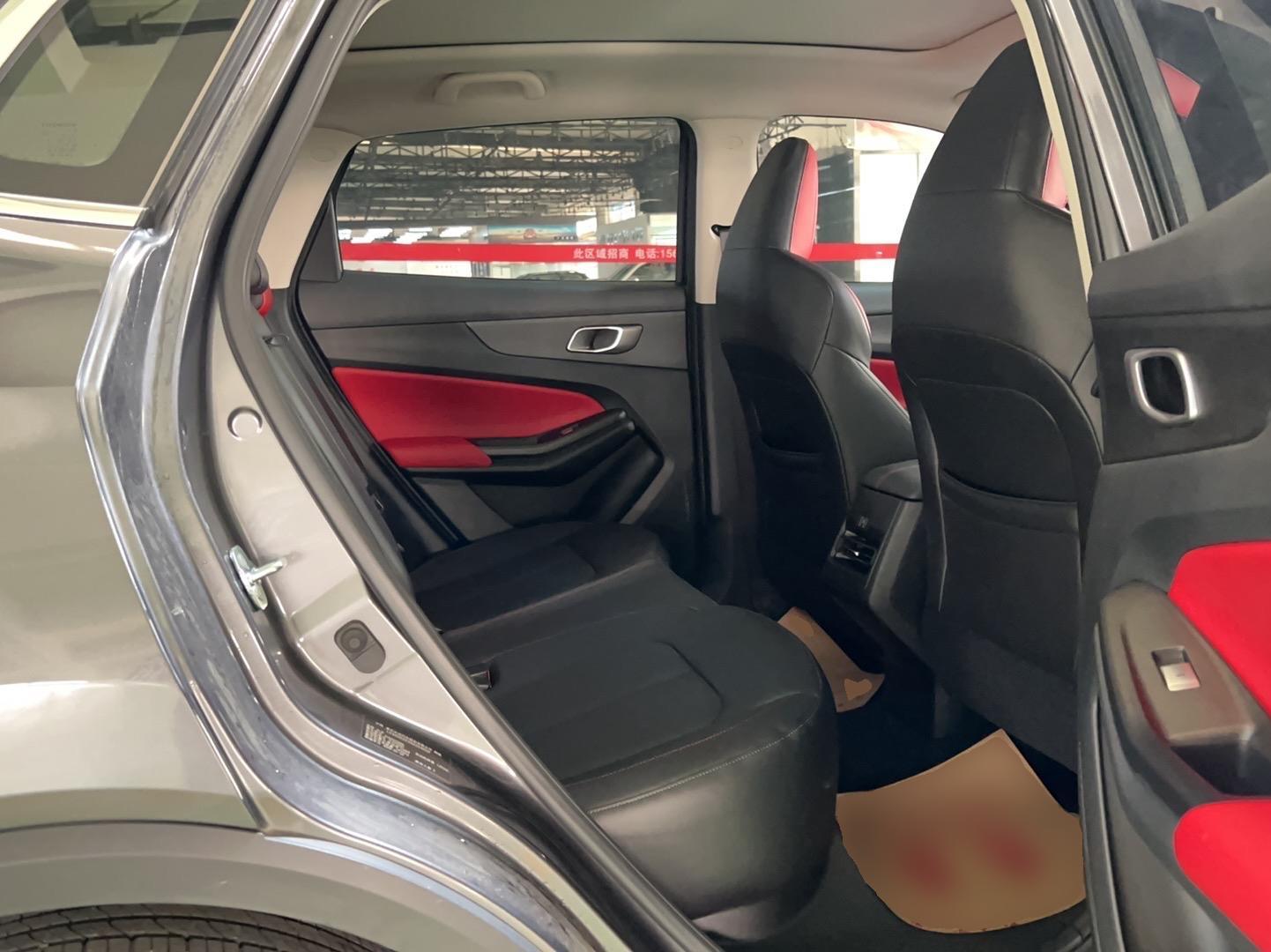 长安CS55 PLUS 2022款 第二代 1.5T DCT尊贵型