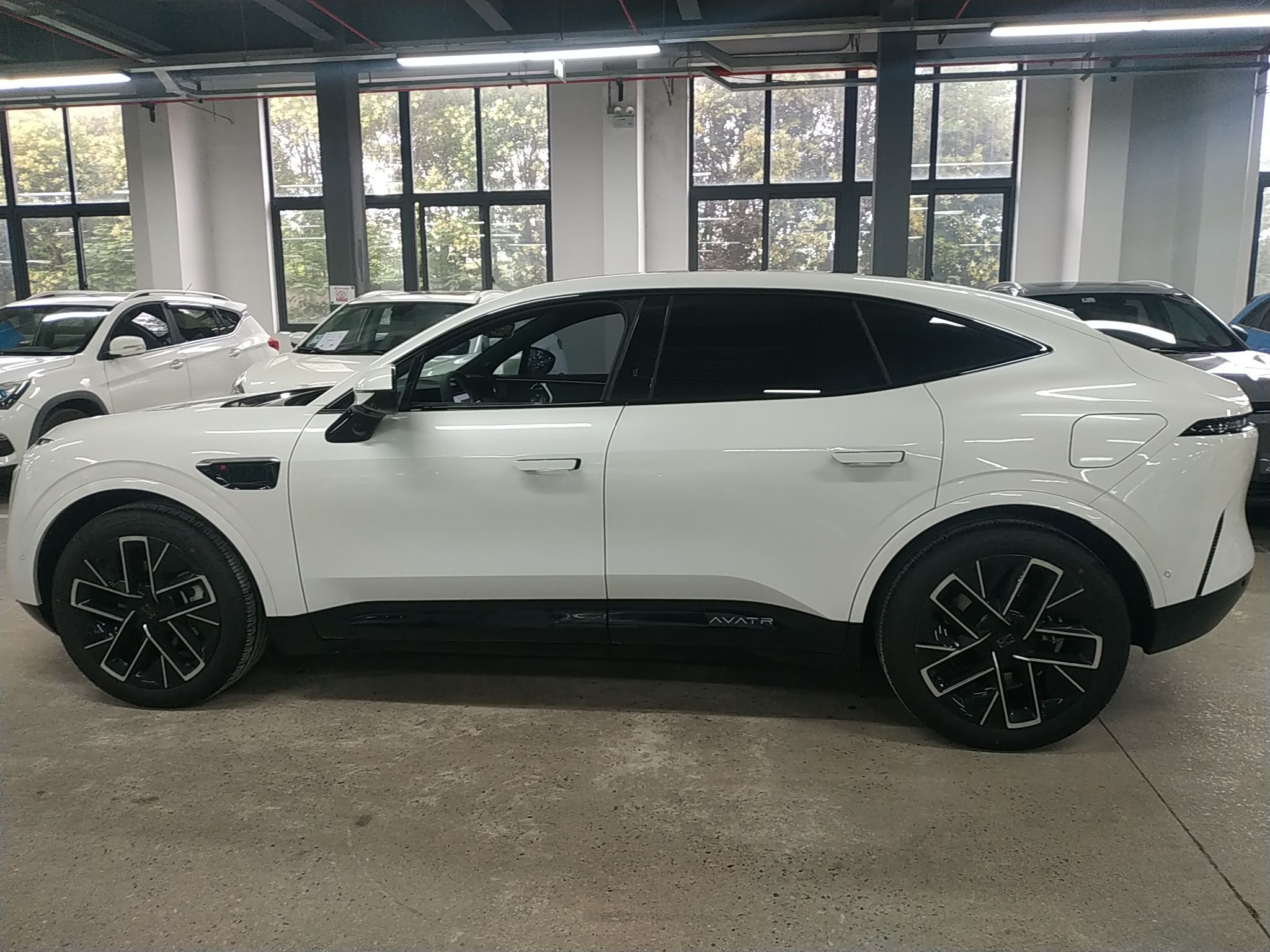 阿维塔11 2023款 长续航单电机版 5座