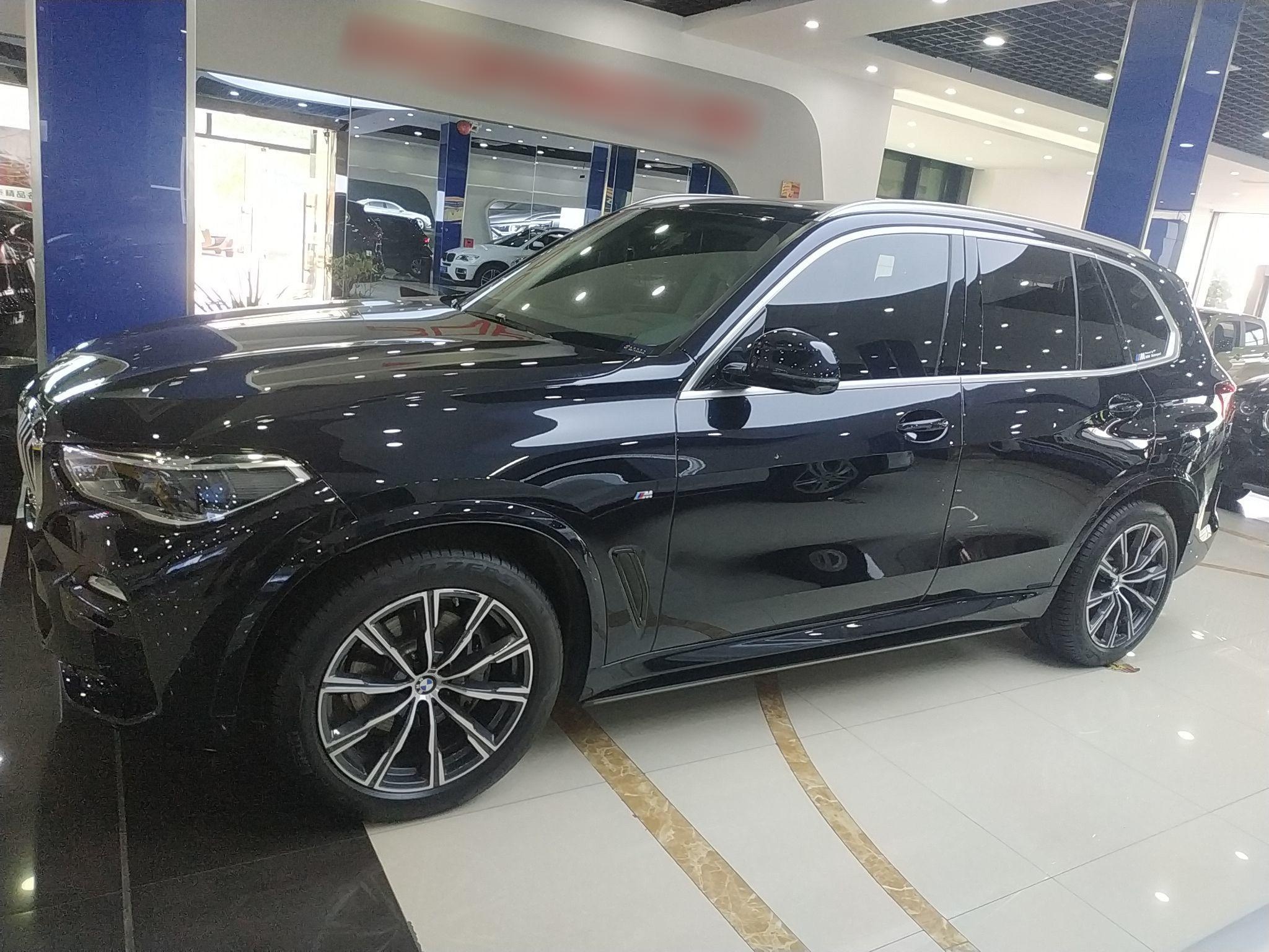 宝马X5 2021款 xDrive40i M运动套装(进口)