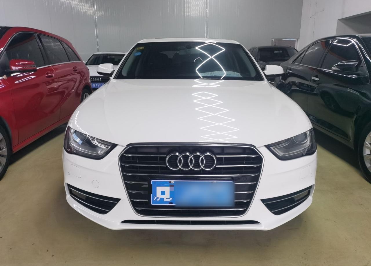 奥迪A4L 2015款 35 TFSI 自动标准型