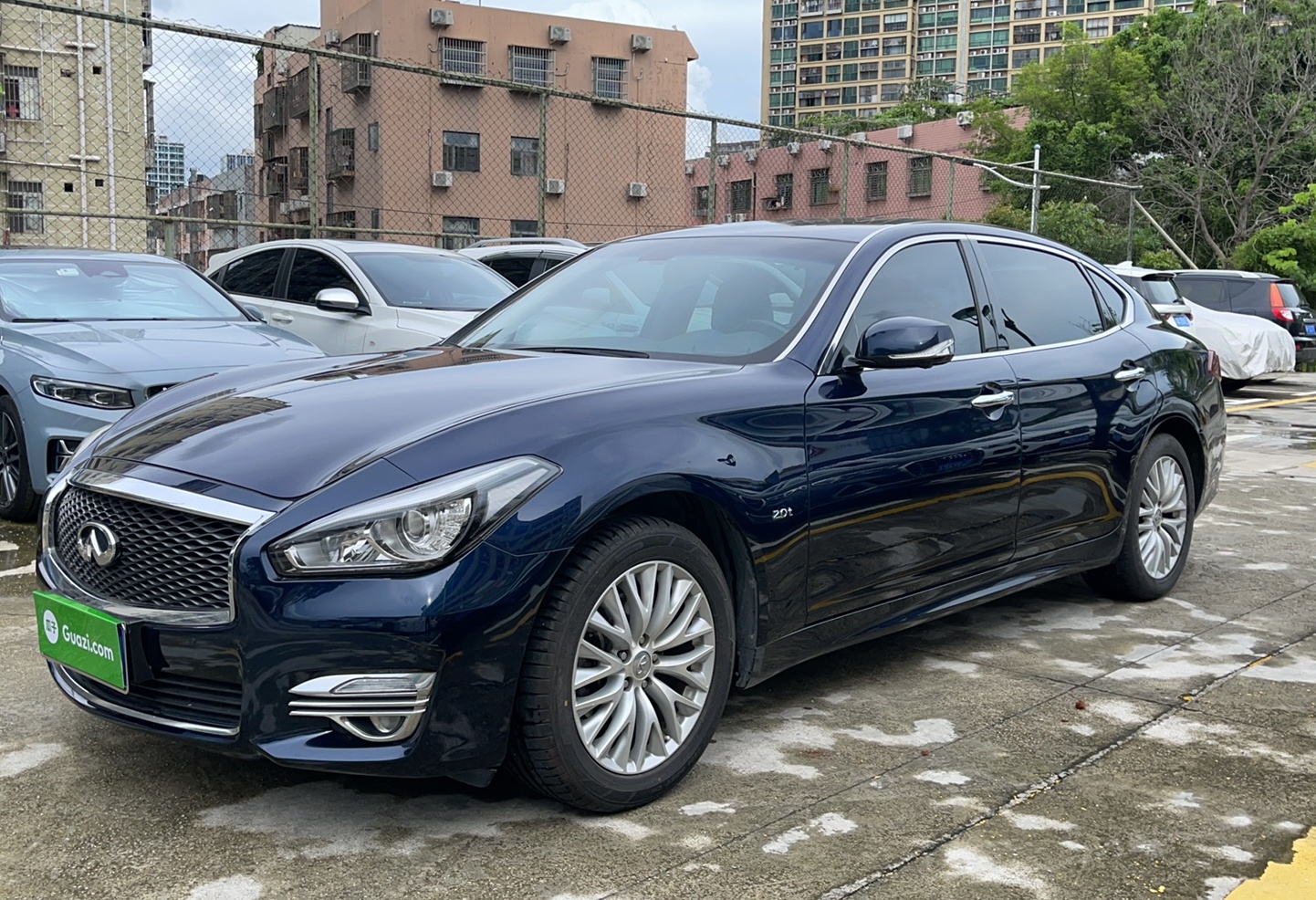 英菲尼迪Q70L 2019款 Q70L 2.0T 悦享版(进口)