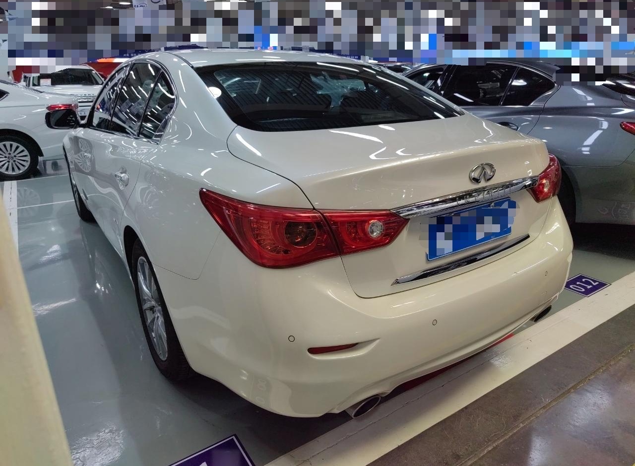 英菲尼迪Q50L 2015款 2.0T 悦享版