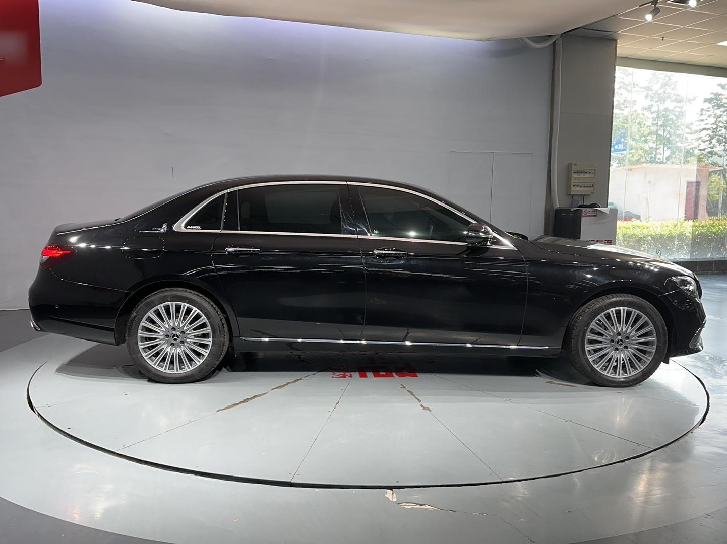 奔驰E级 2023款 E 300 L 时尚型