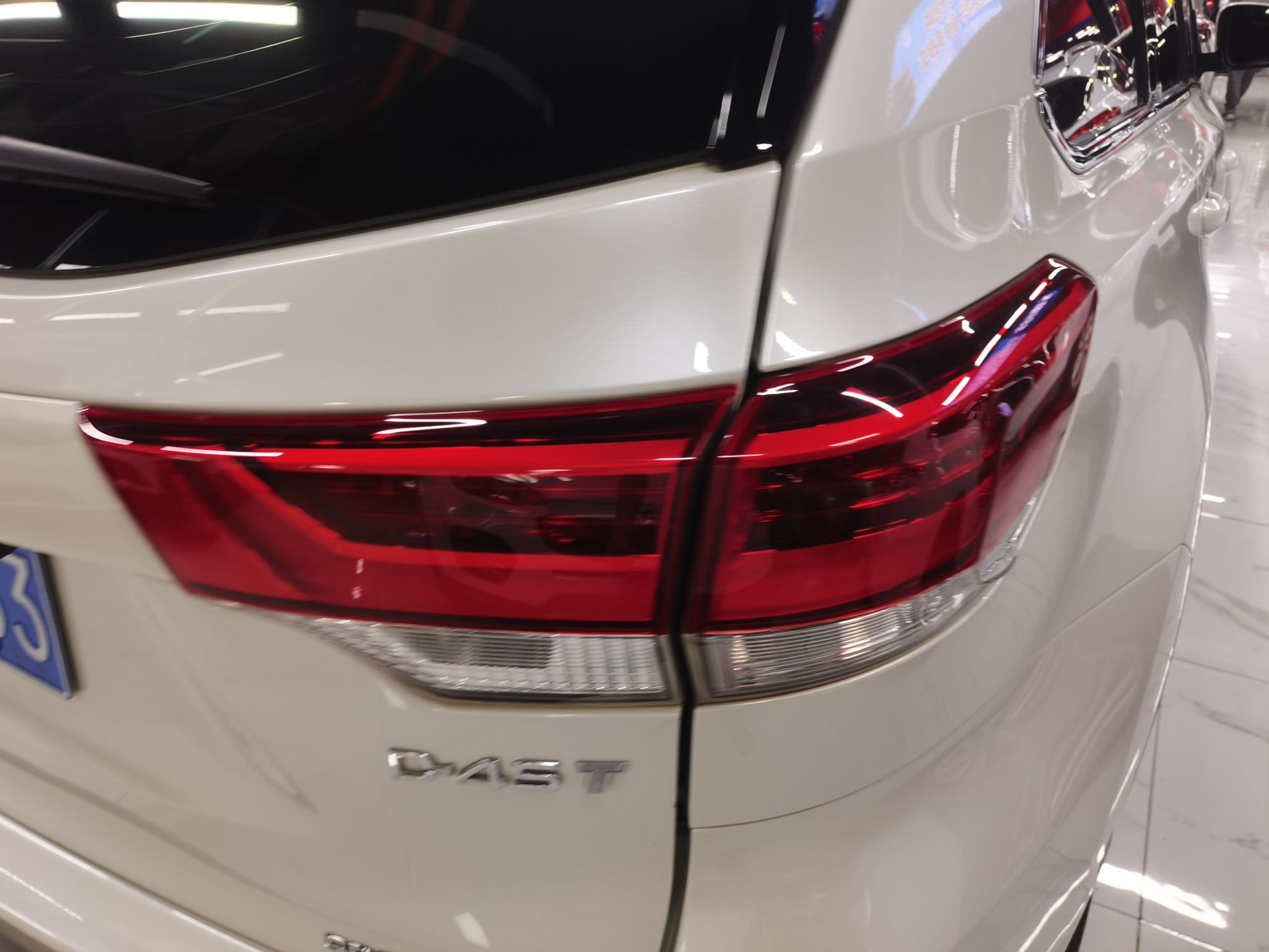 丰田 汉兰达 2018款 2.0T 四驱豪华版 7座 国VI