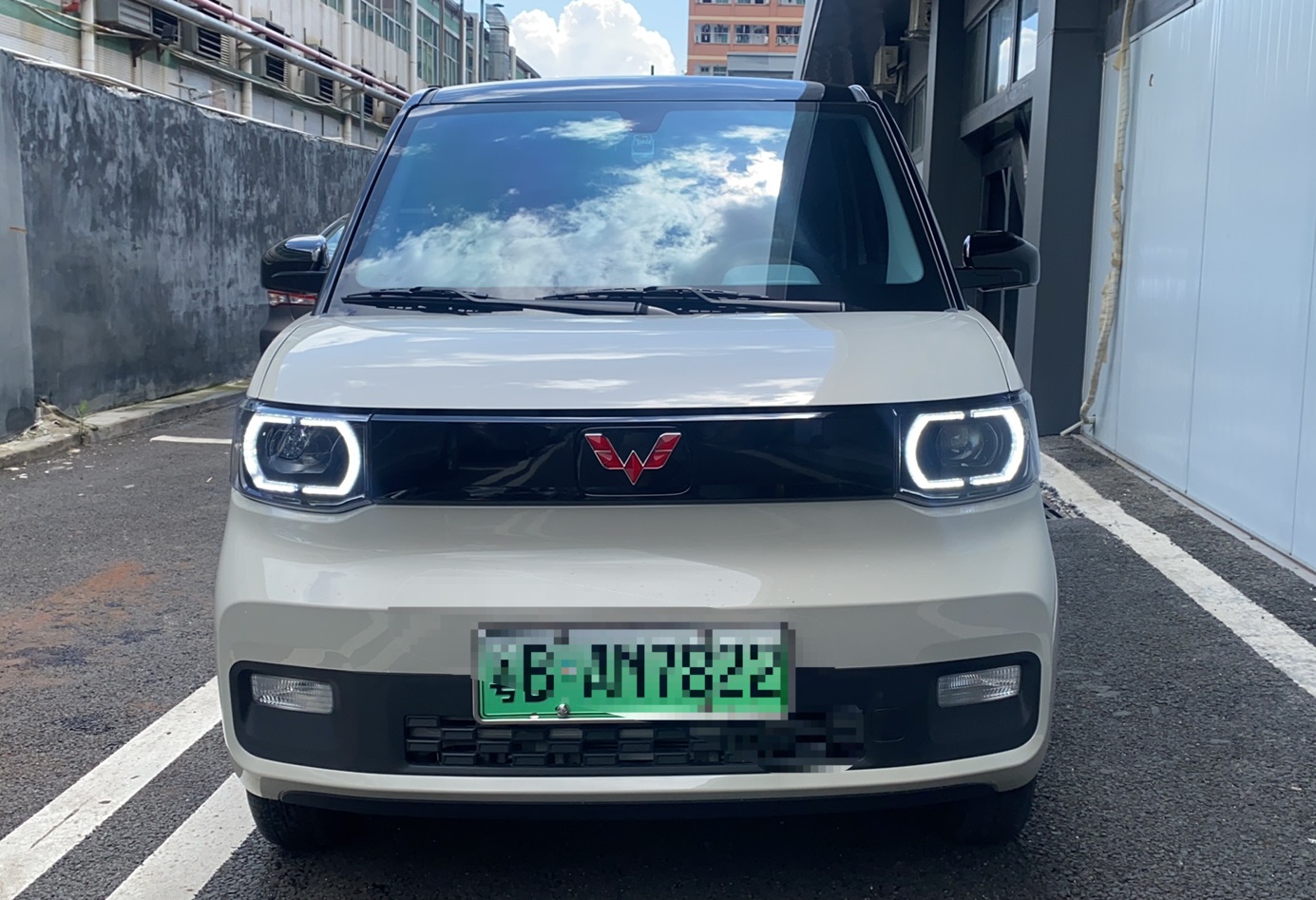 五菱汽车 宏光MINI EV 2021款 马卡龙臻享款 磷酸铁锂