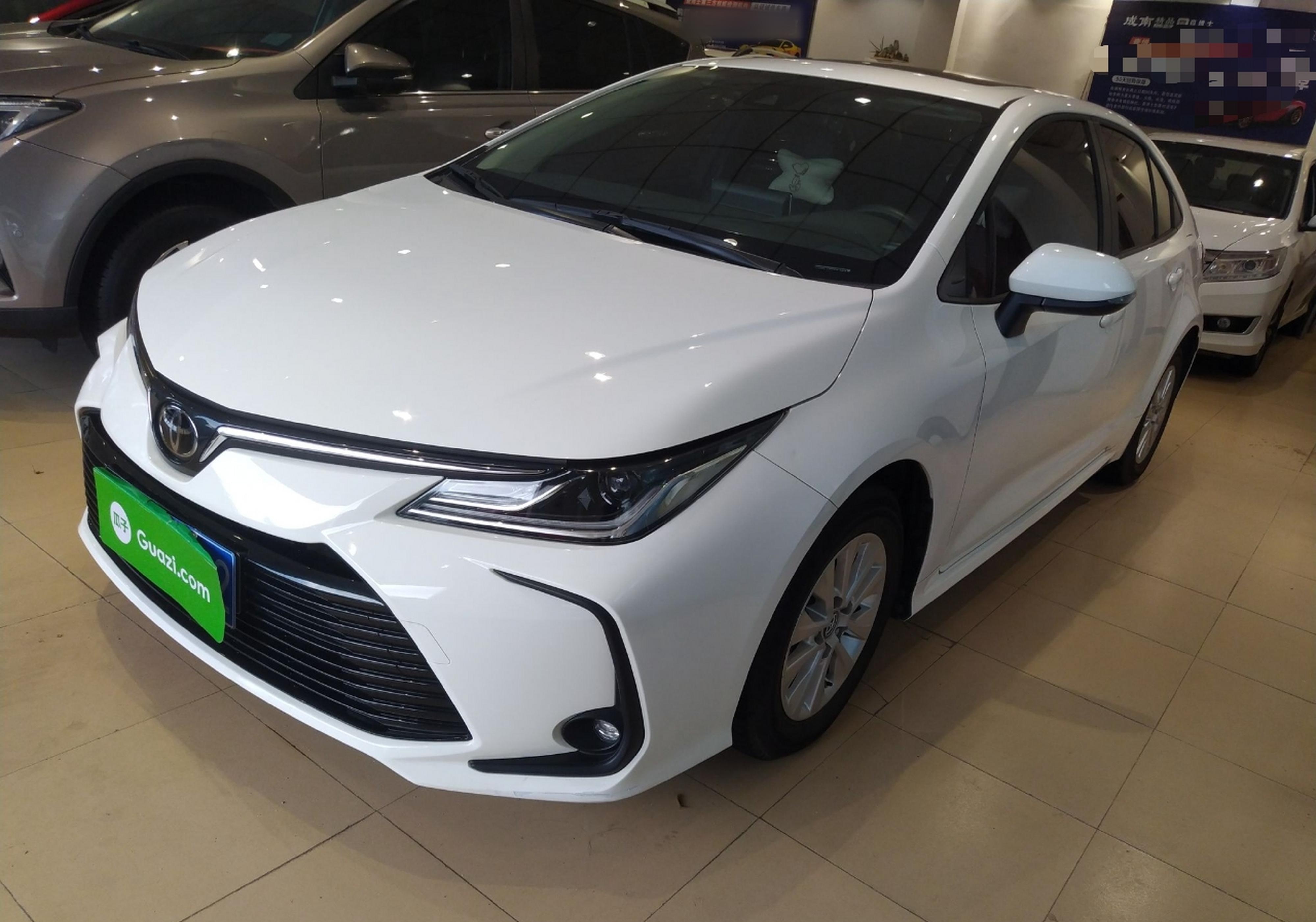 丰田 卡罗拉 2021款 TNGA 1.5L CVT精英版