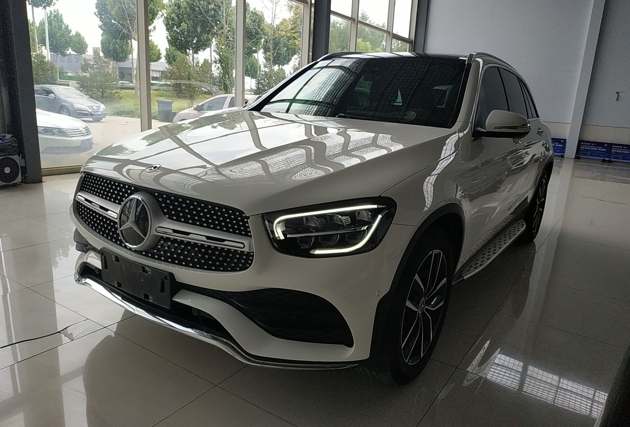 奔驰GLC级 2020款 改款 GLC 300 L 4MATIC 动感型