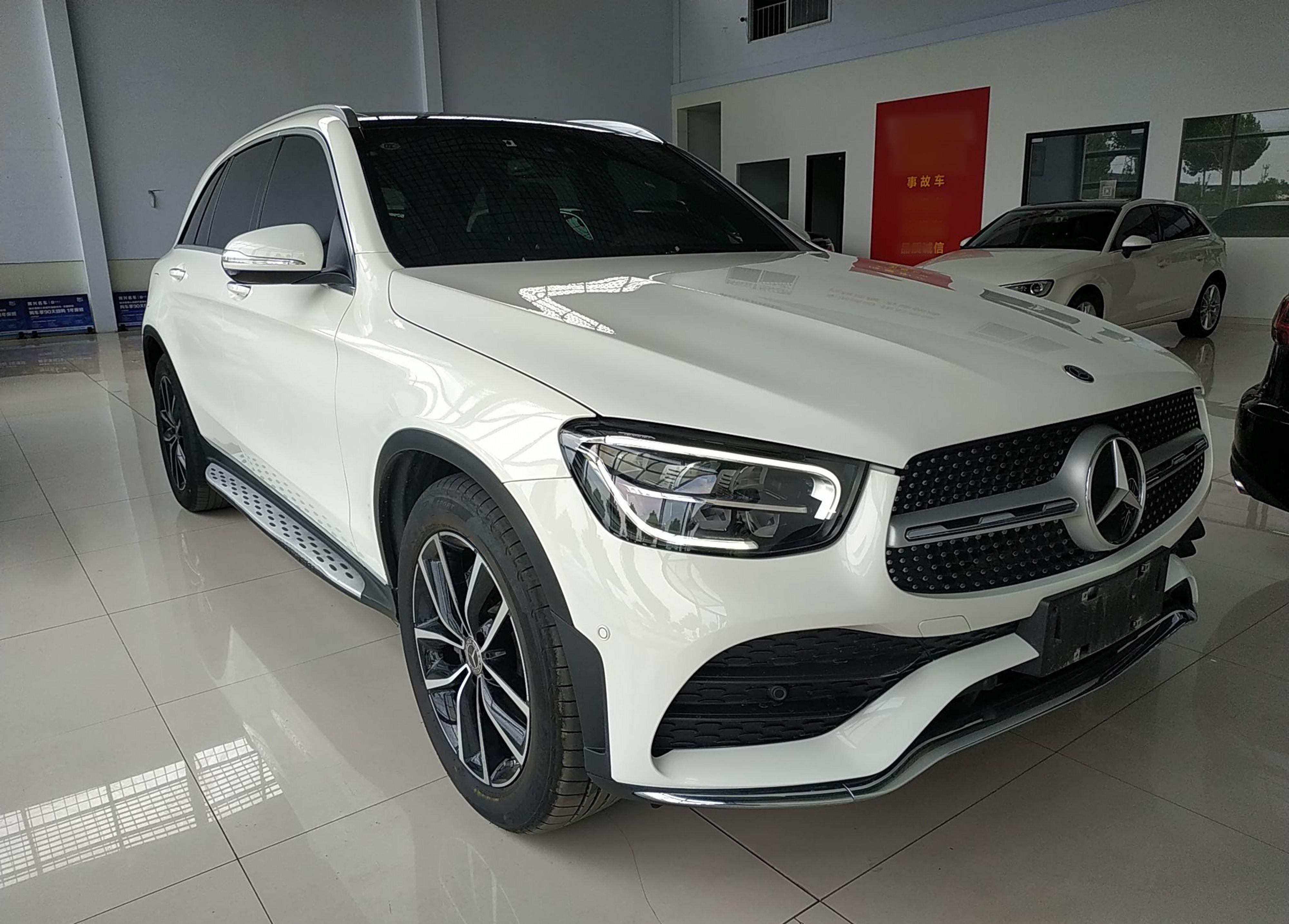 奔驰GLC级 2020款 改款 GLC 300 L 4MATIC 动感型