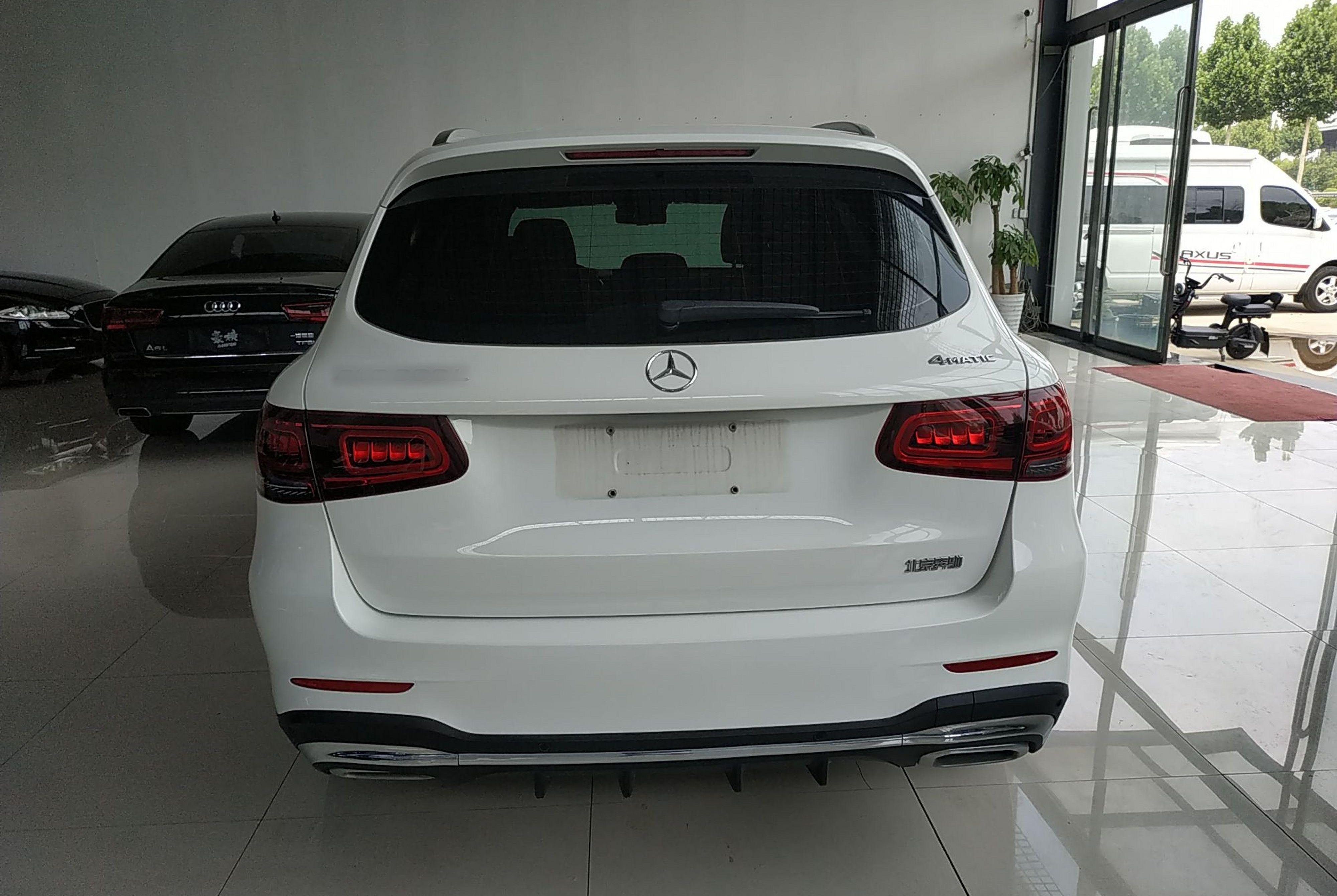 奔驰GLC级 2020款 改款 GLC 300 L 4MATIC 动感型