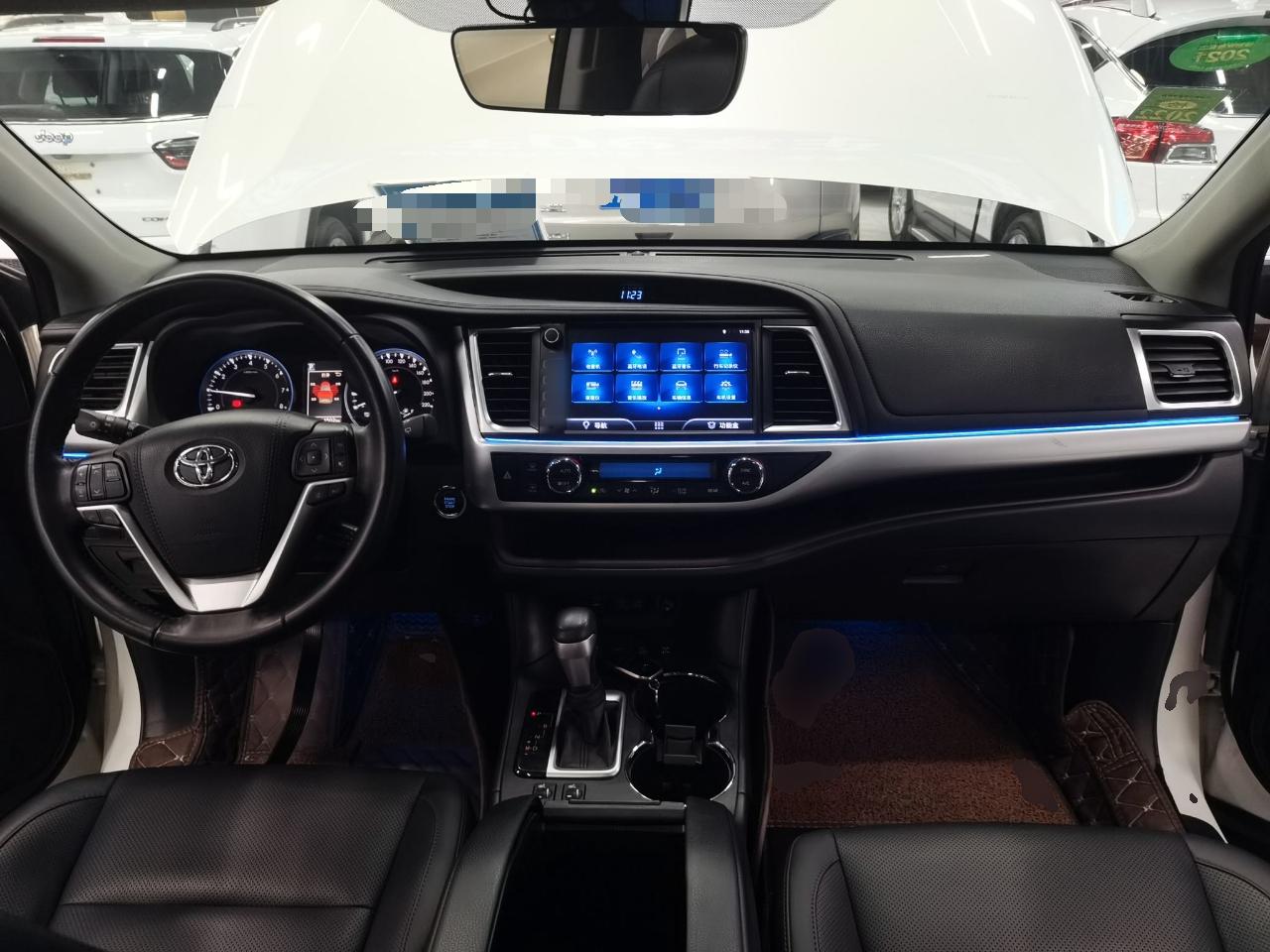 丰田 汉兰达 2018款 2.0T 四驱豪华版 7座 国VI