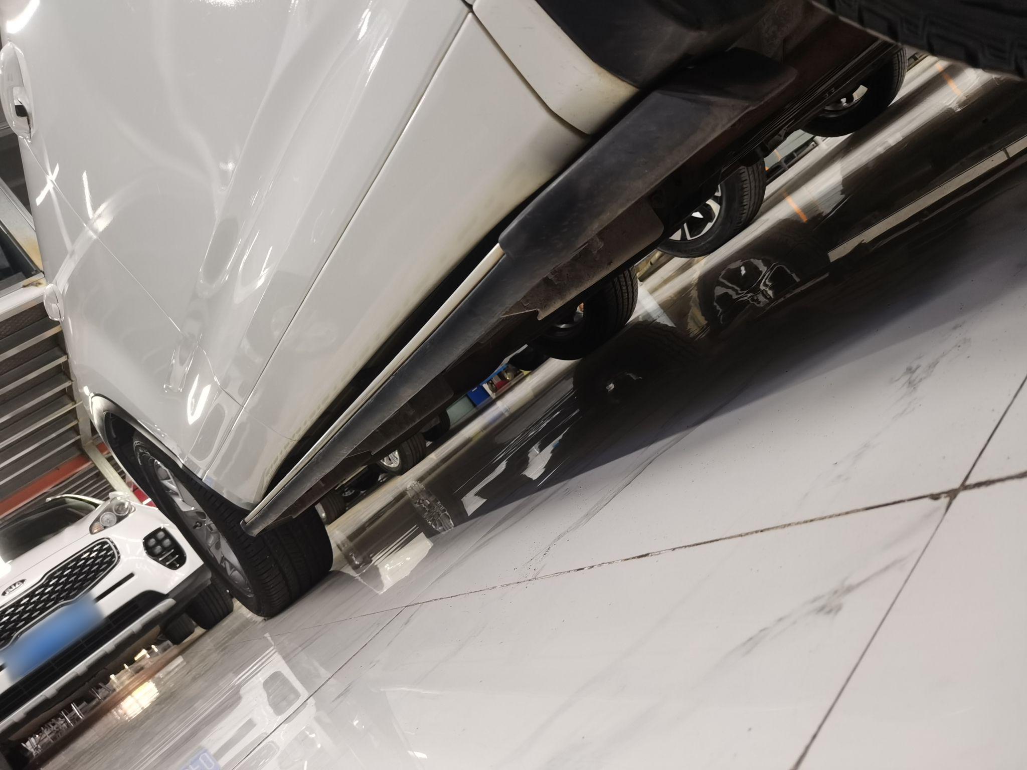 丰田 汉兰达 2018款 2.0T 四驱豪华版 7座 国VI